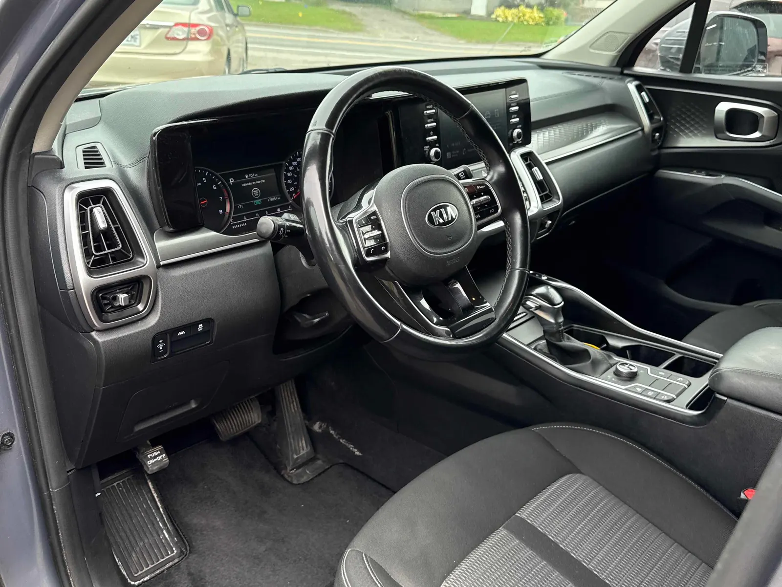 Interior driver side