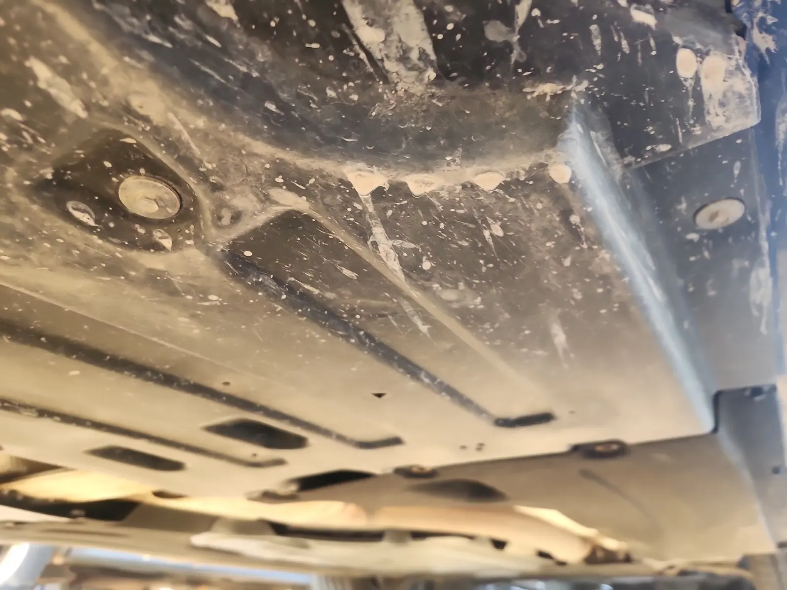 Undercarriage - Passenger Photo