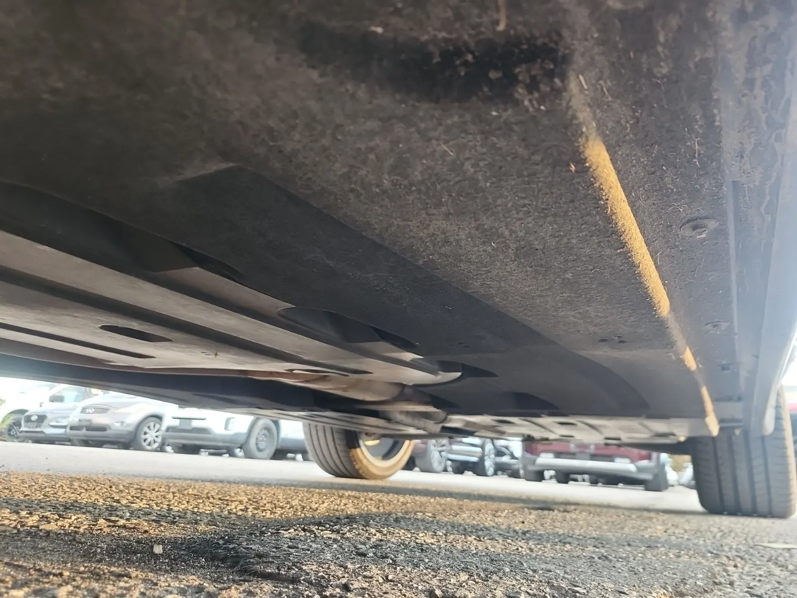 Undercarriage - Driver Photo