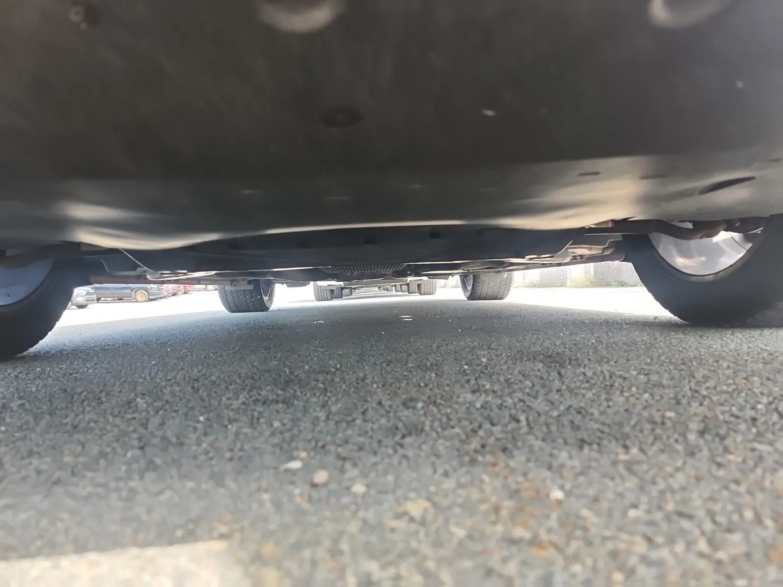 Undercarriage - Front Photo
