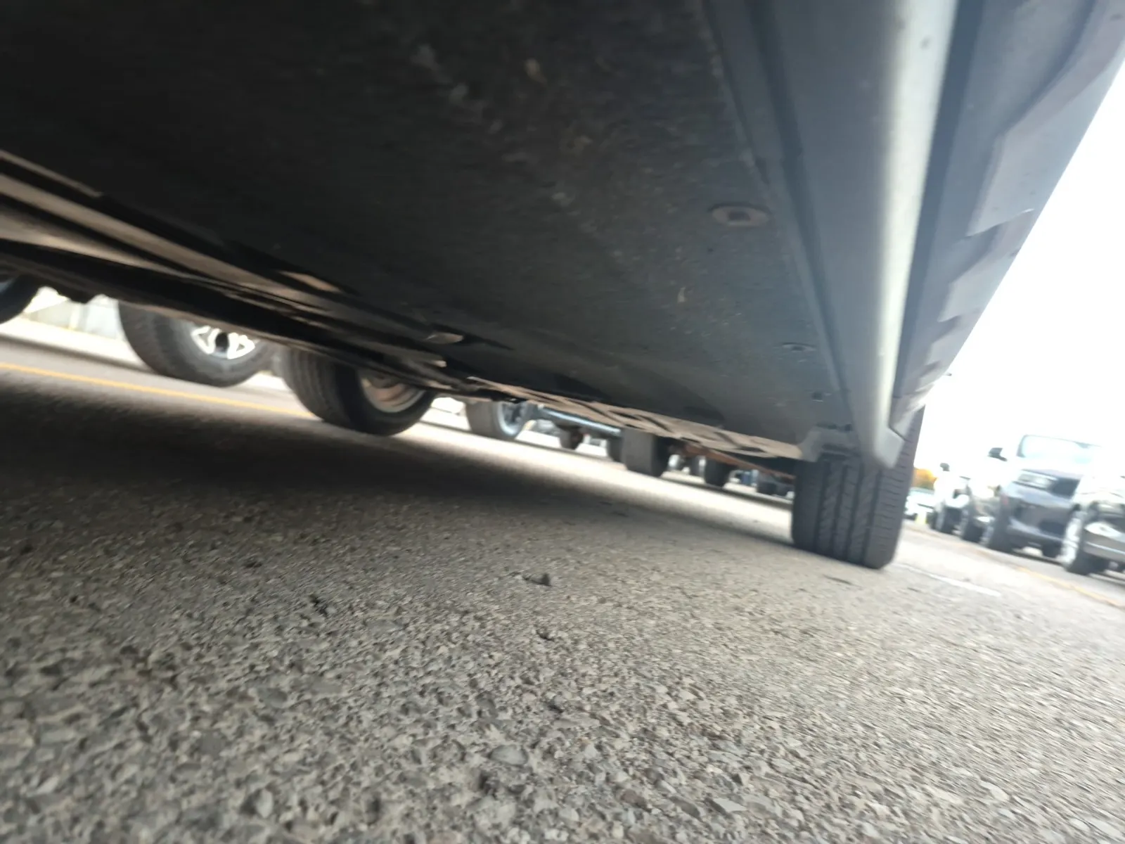 Undercarriage - Driver Photo