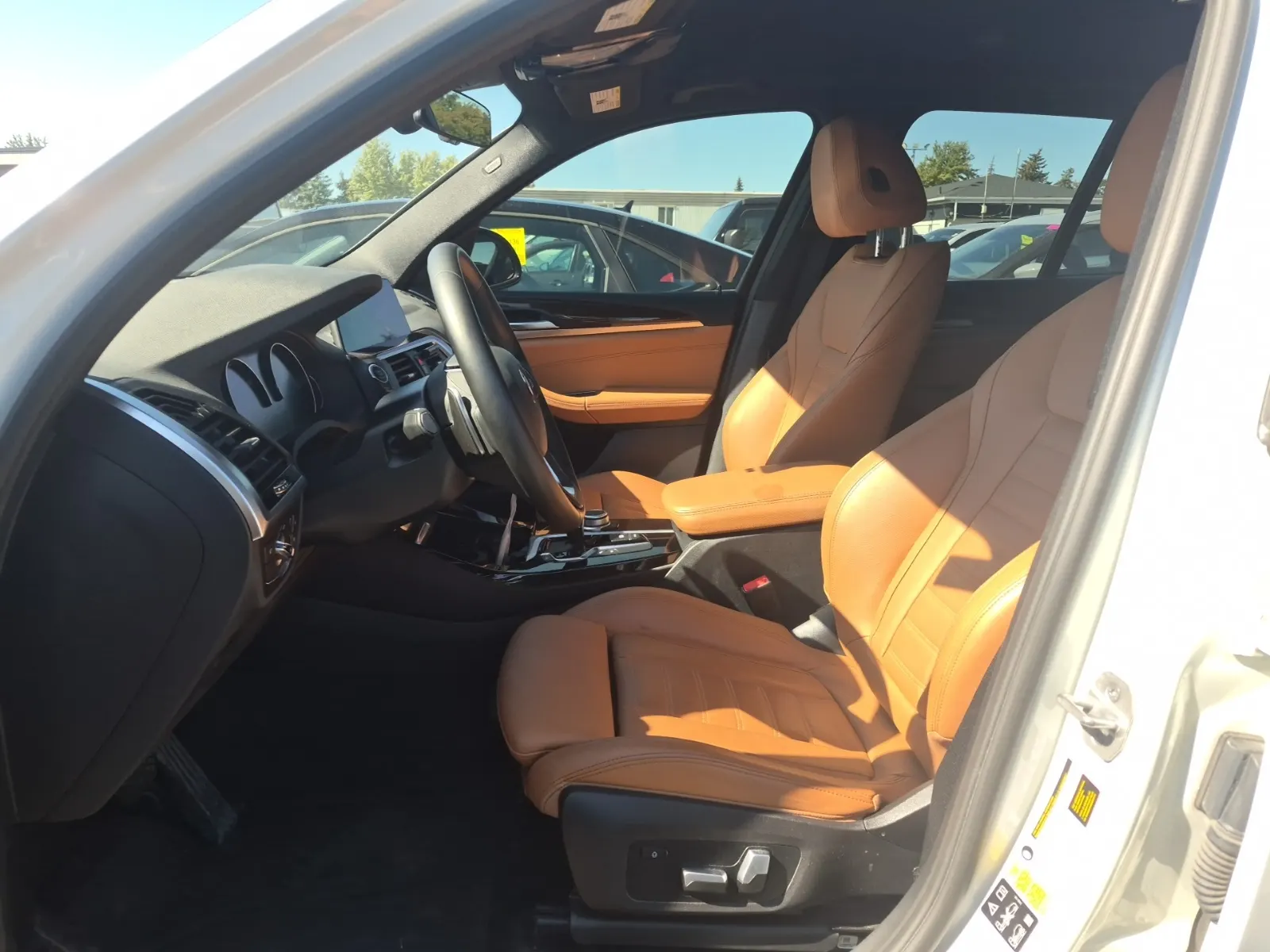 Front Interior Photo