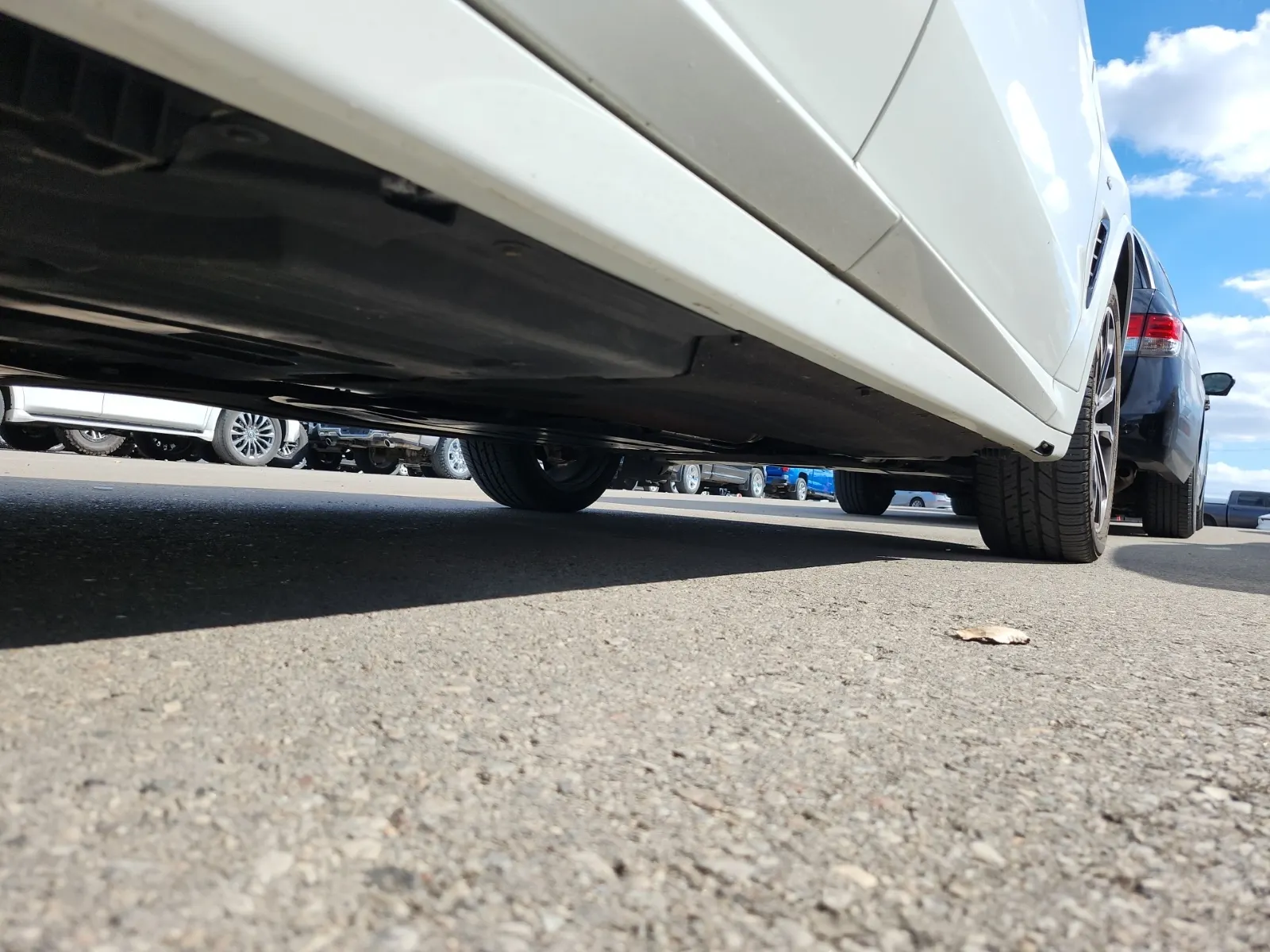 Undercarriage - Passenger Photo