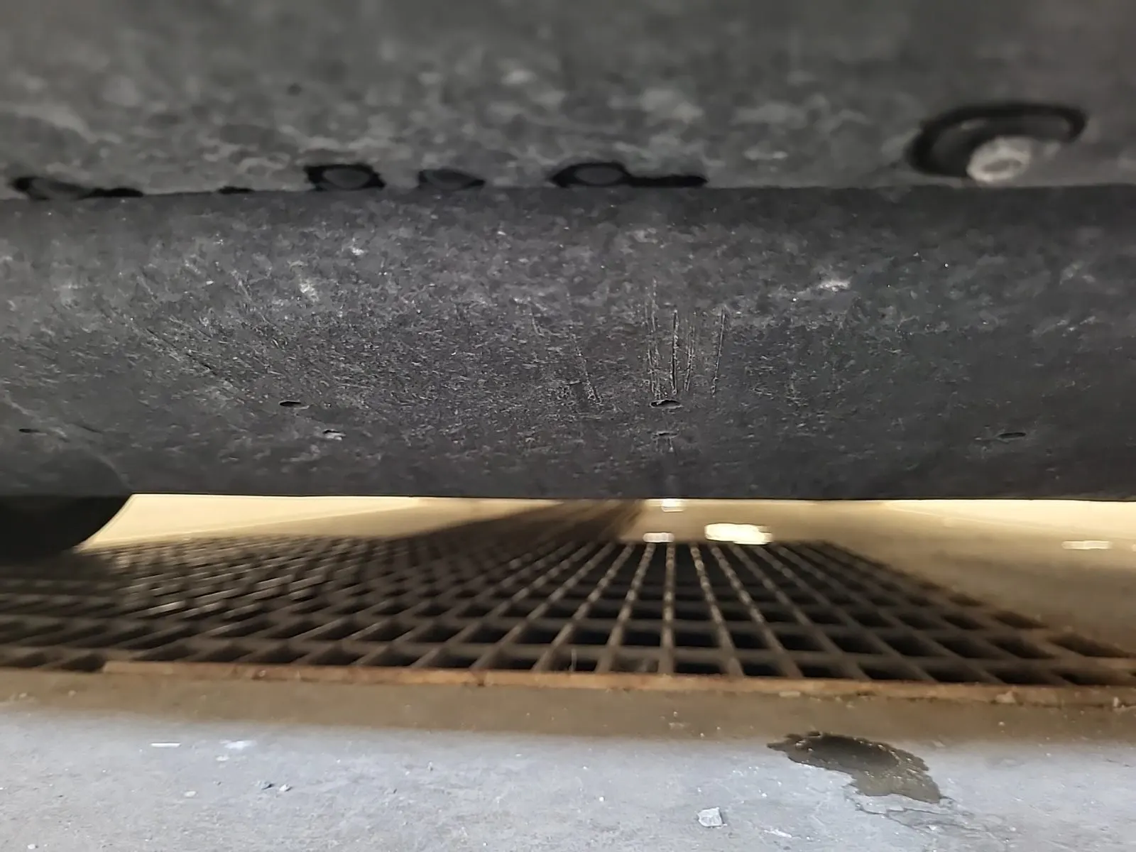 Undercarriage - Front Photo