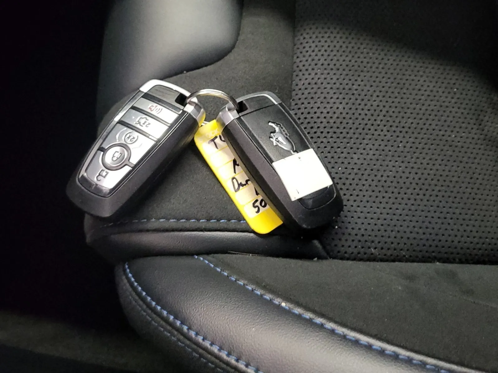 Keys/Fobs/Manual Photo