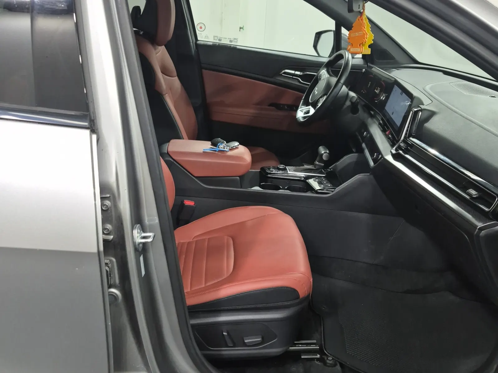 Right Side Interior Photo