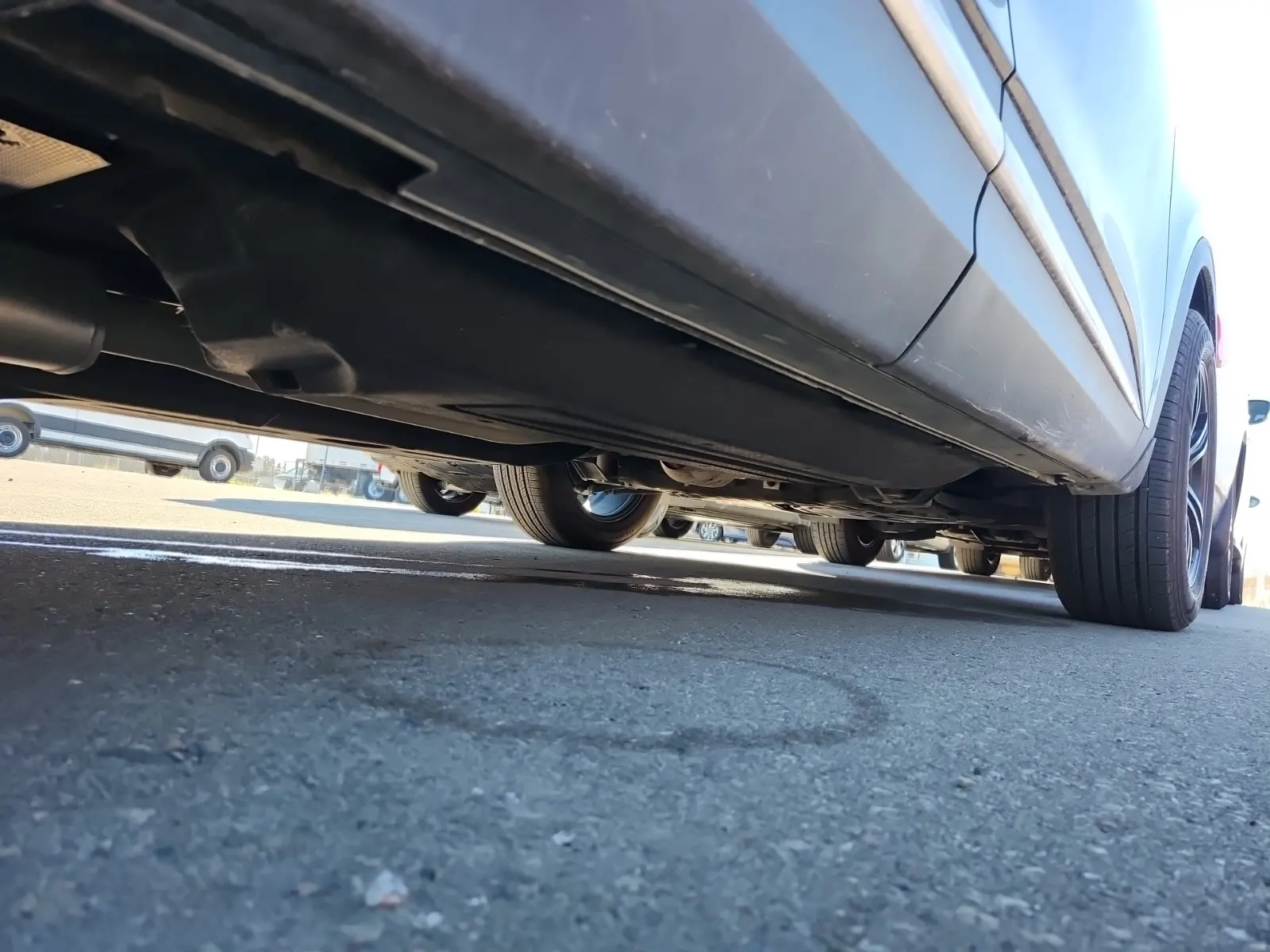 Undercarriage - Passenger Photo