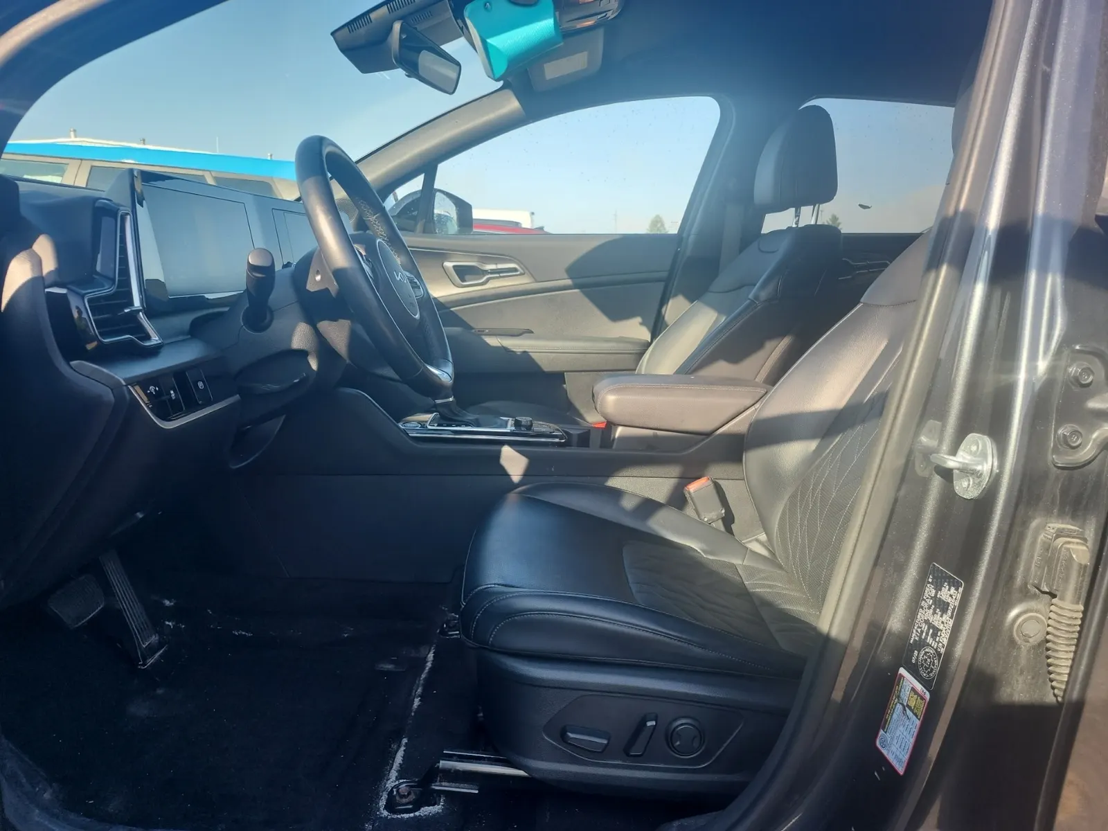 Front Interior Photo