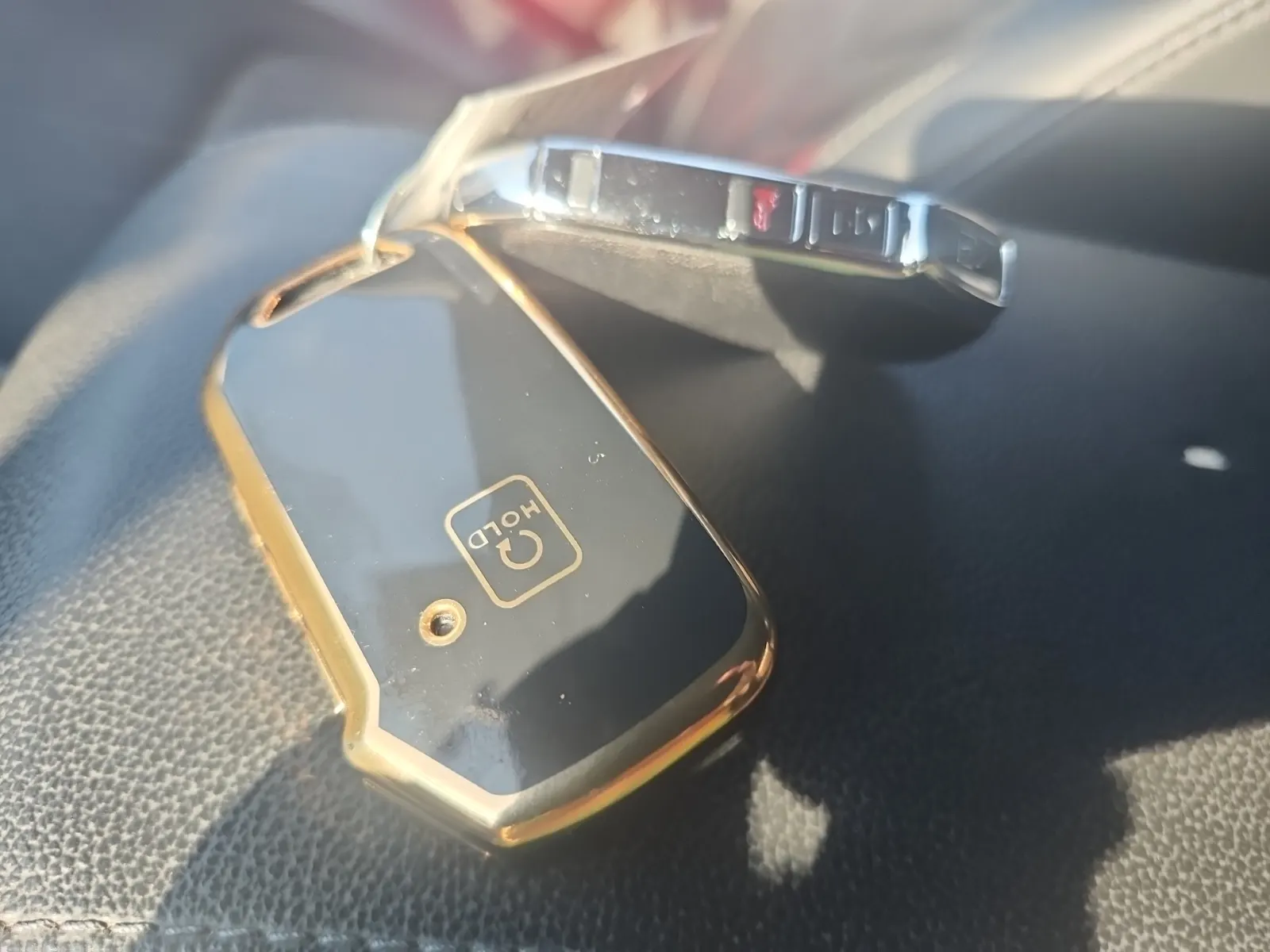 Keys/Fobs/Manual Photo