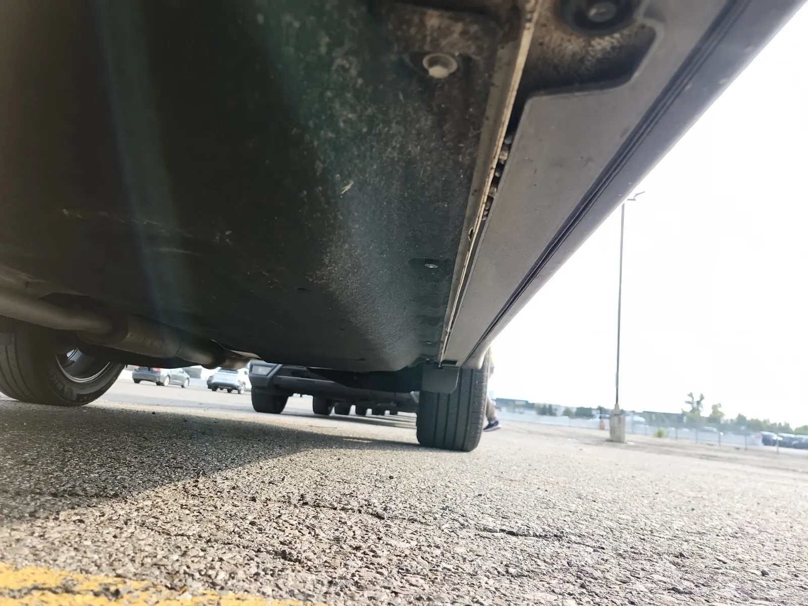 Undercarriage - Driver Photo