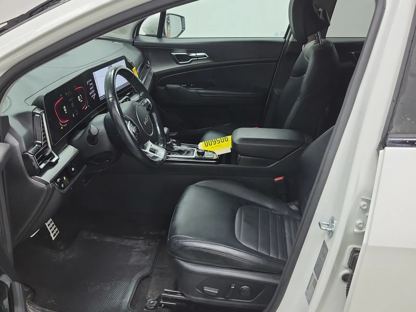 Front Interior Photo