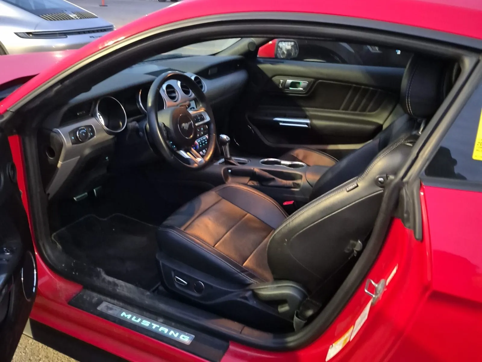 Front Interior Photo