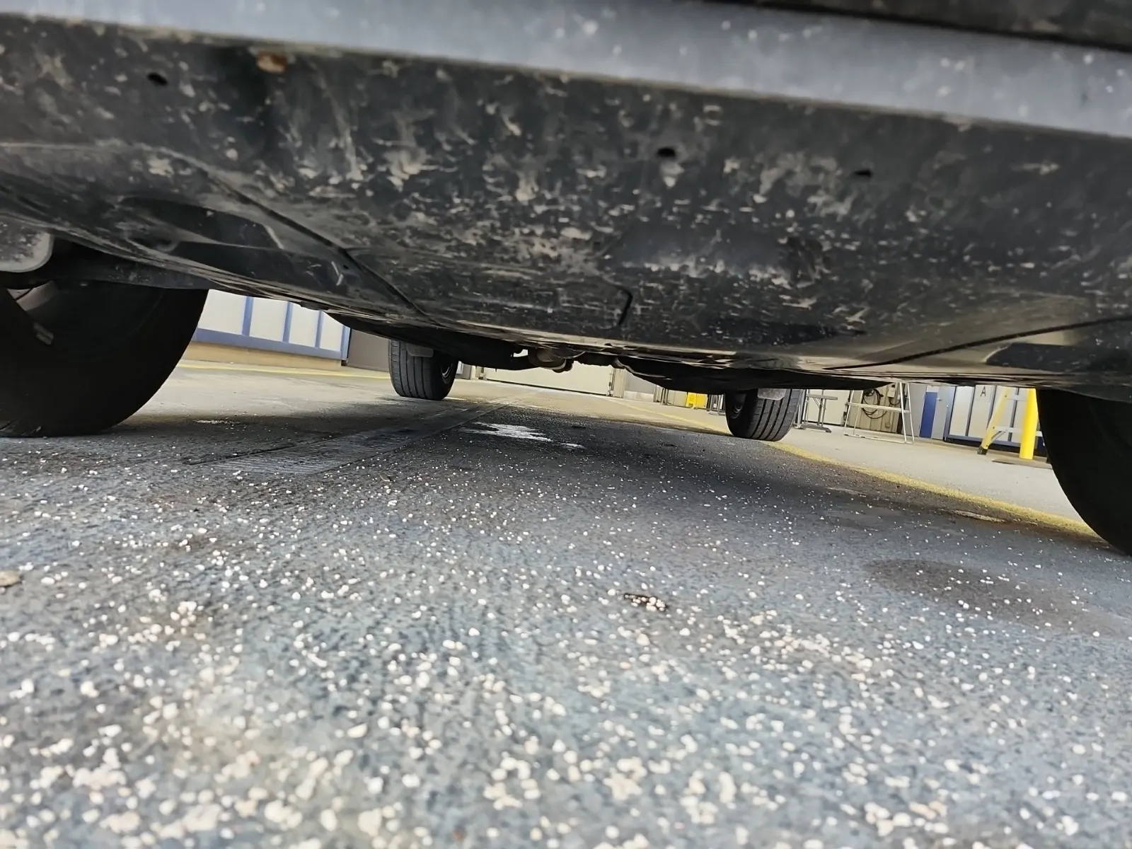 Undercarriage - Front Photo