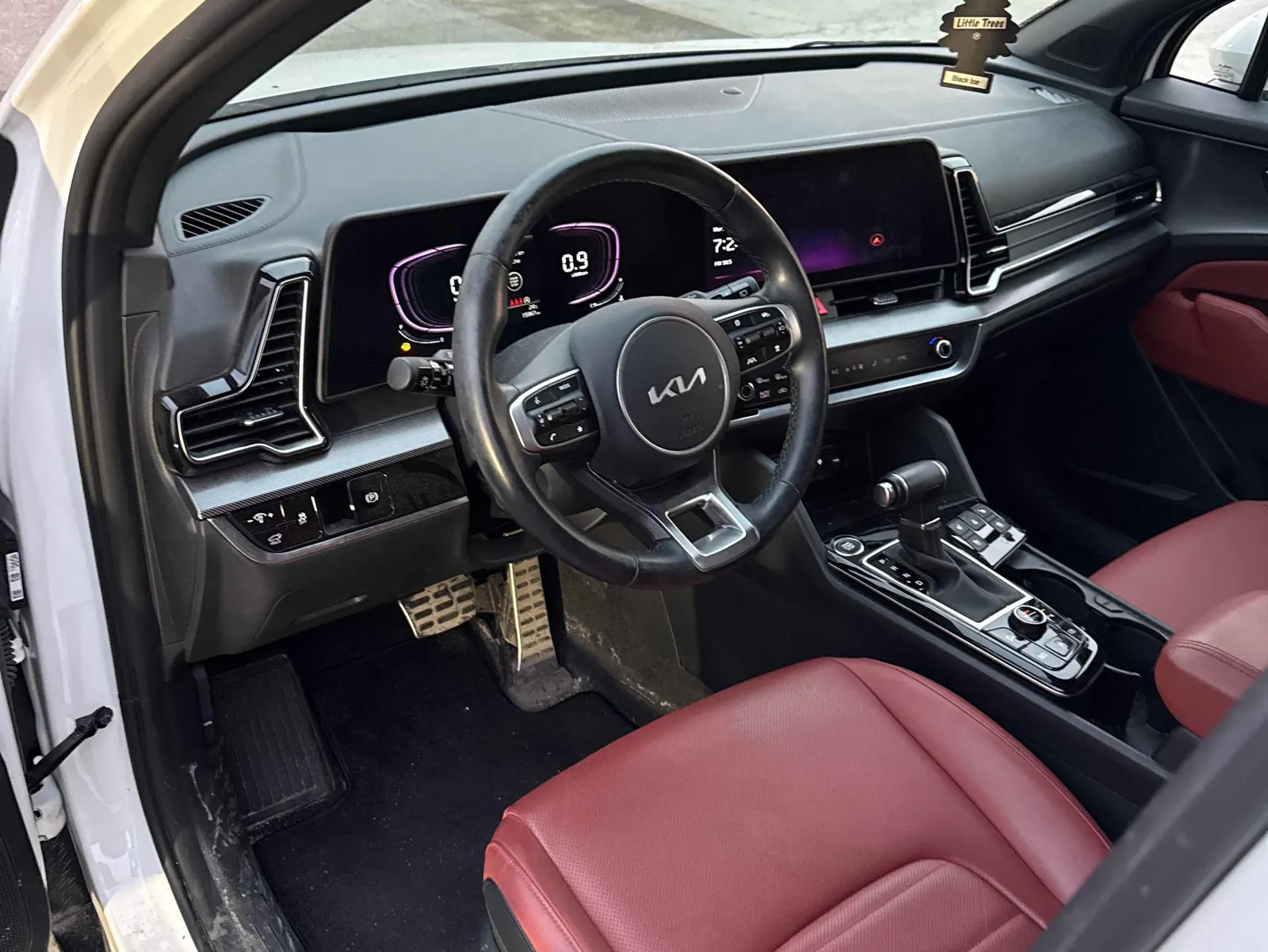 Interior driver side