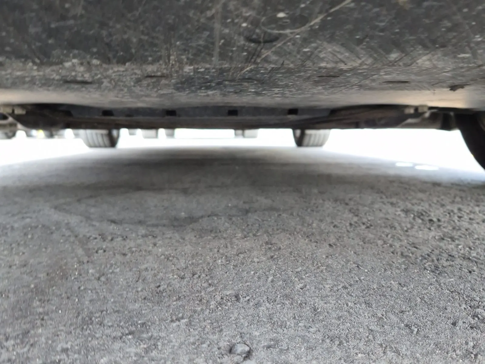 Undercarriage - Front Photo
