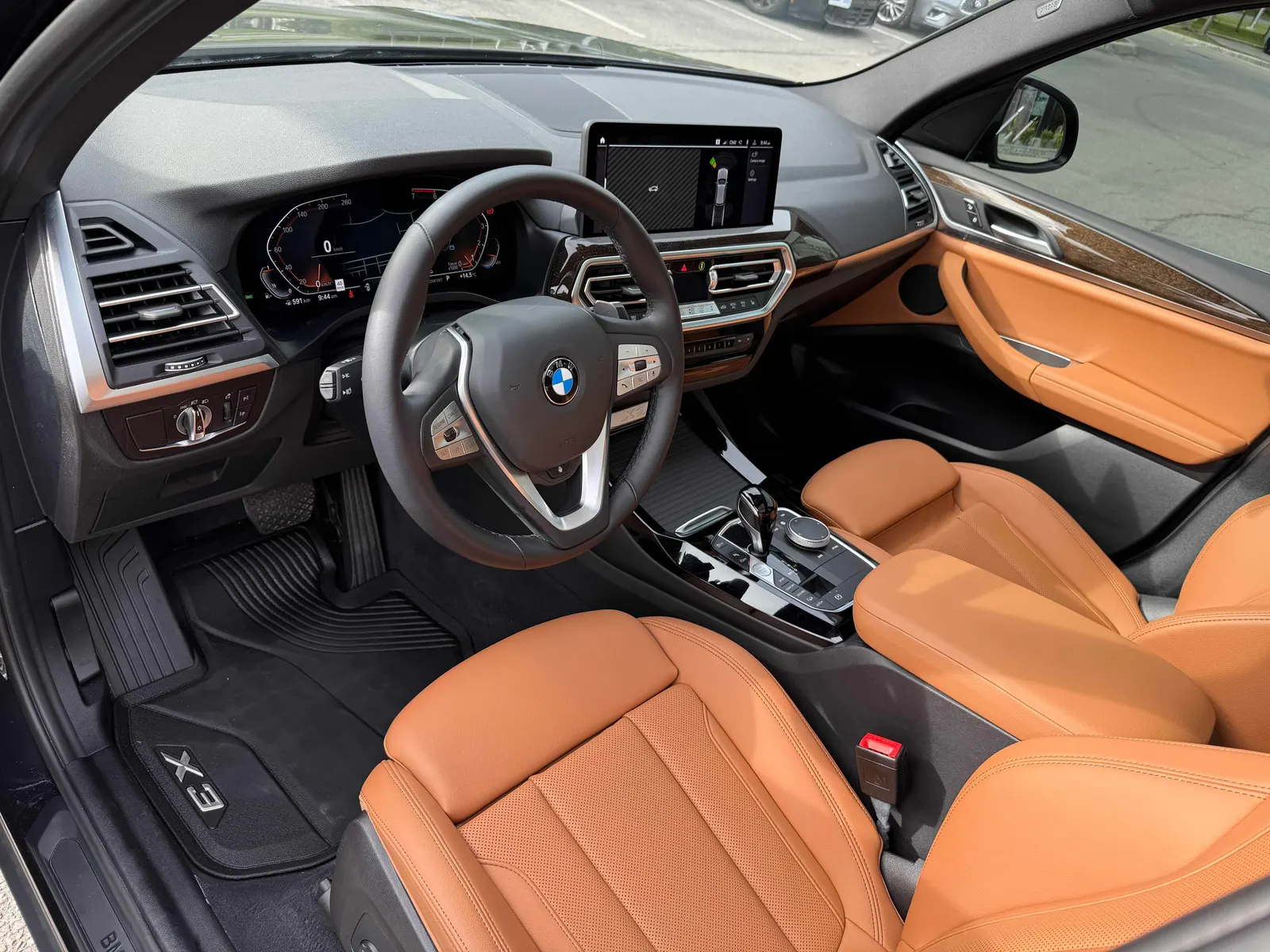 Interior driver side