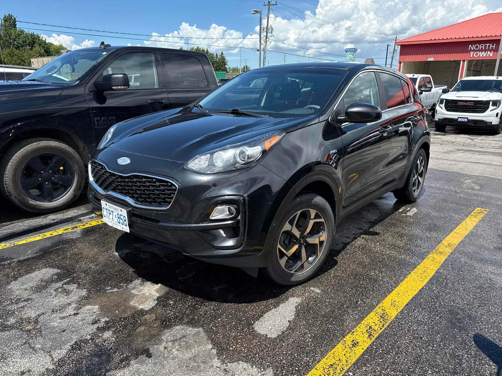 3/4 Front (Main image)