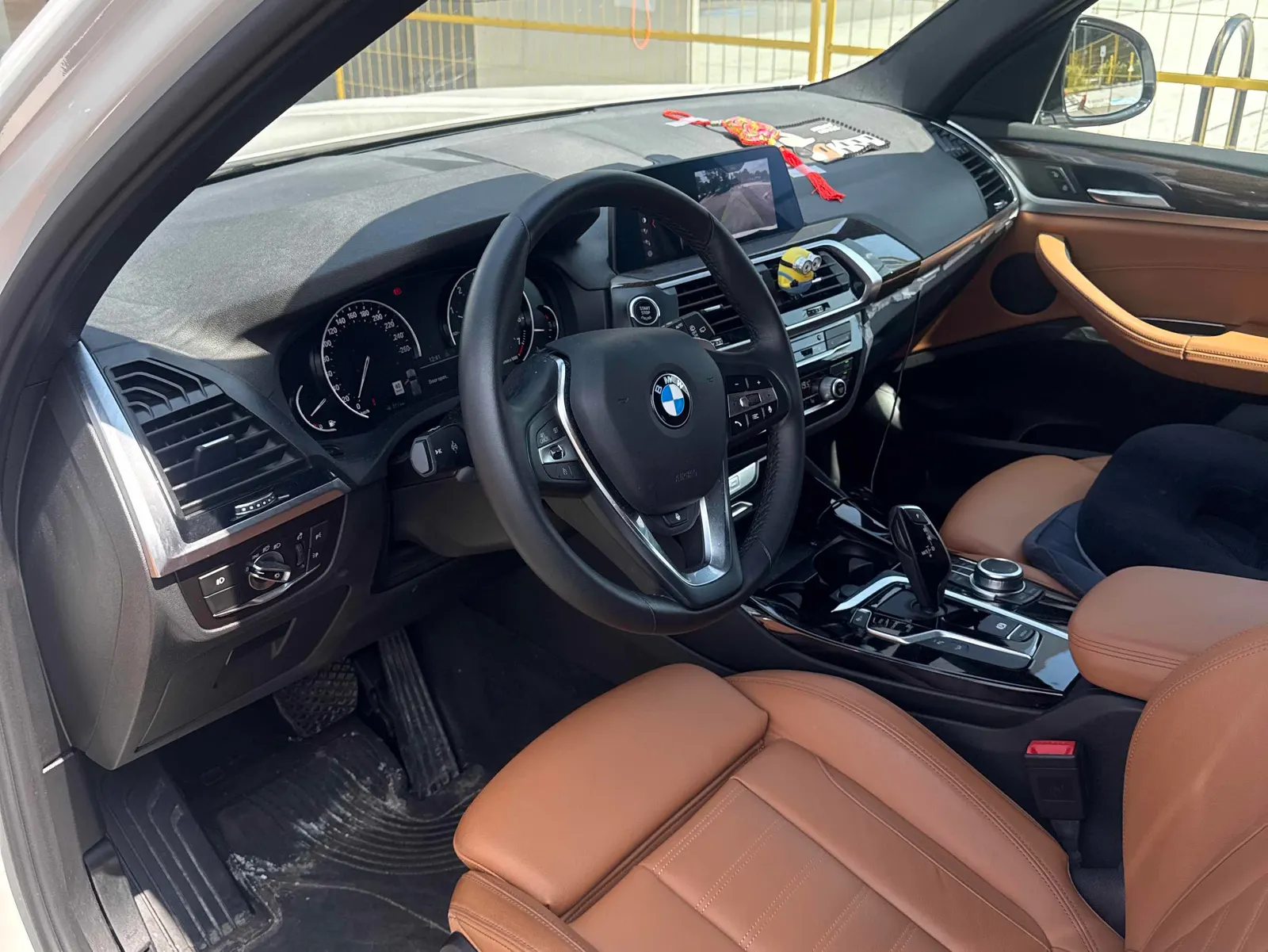 Interior driver side