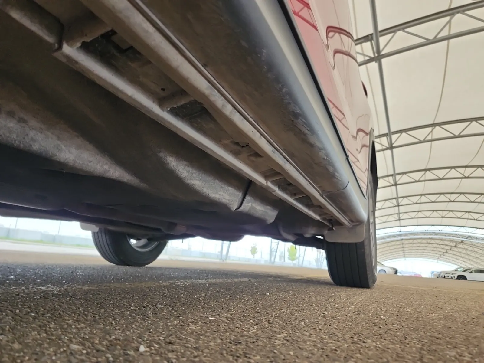 Undercarriage - Driver Photo