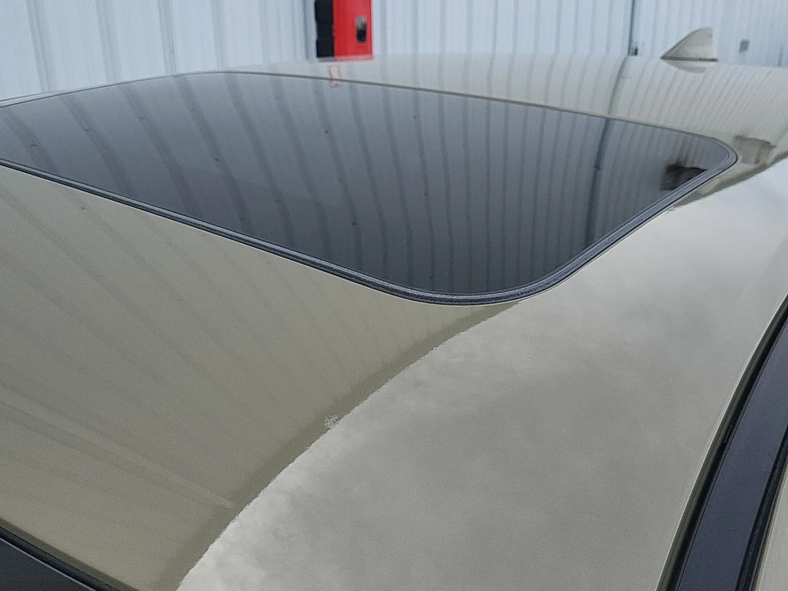 Exterior Roof Photo