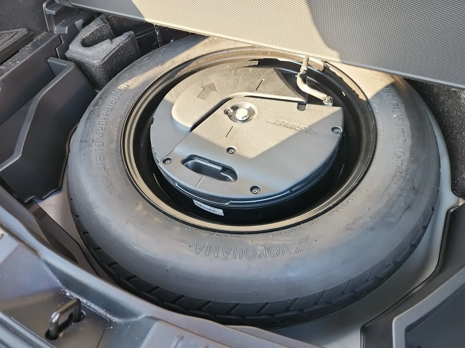 Spare Tire & Wheel Photo