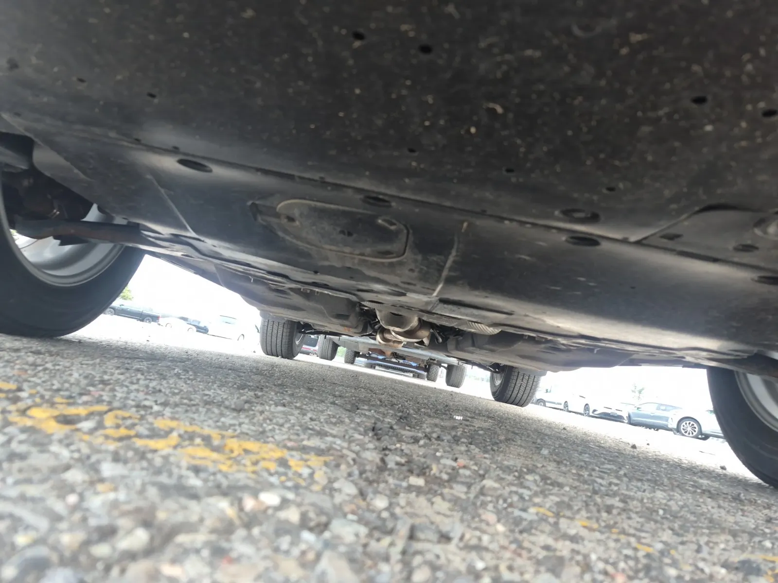 Undercarriage - Front Photo