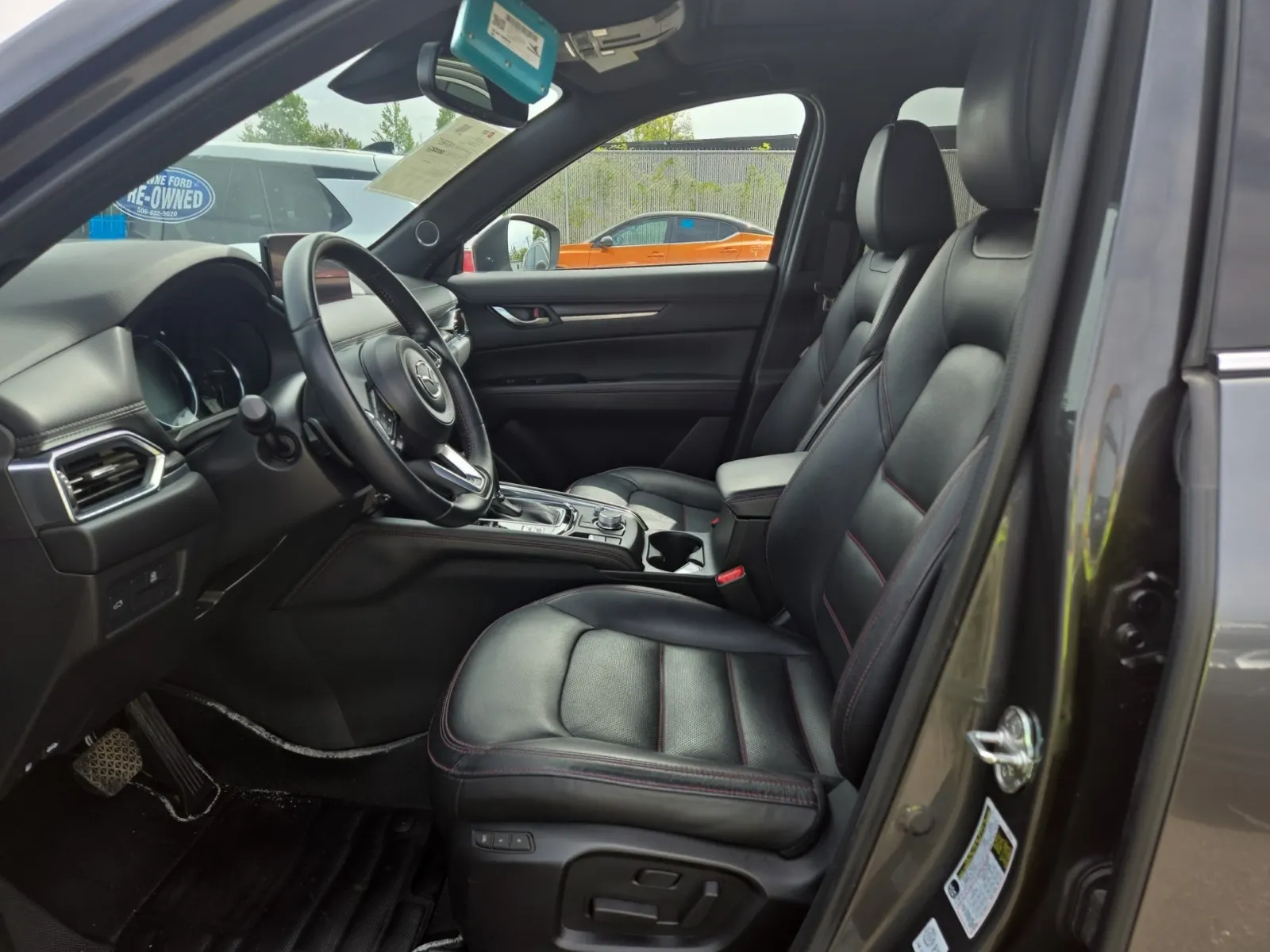 Front Interior Photo