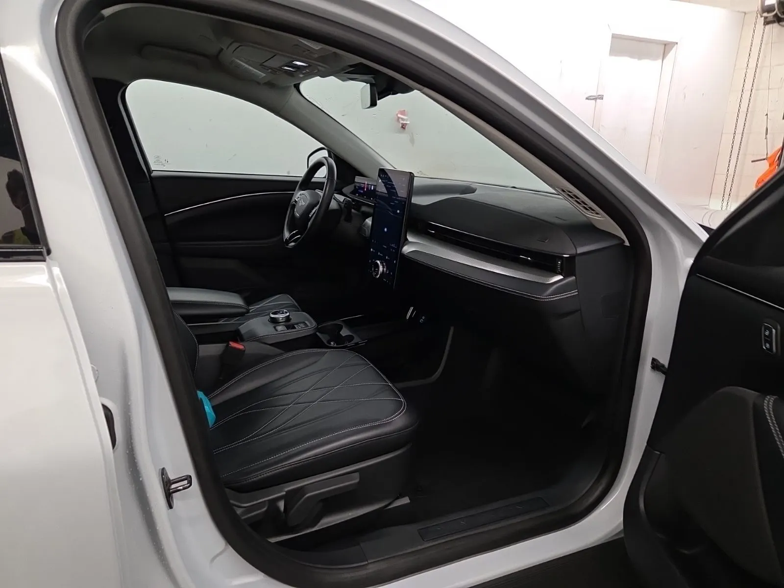 Right Side Interior Photo