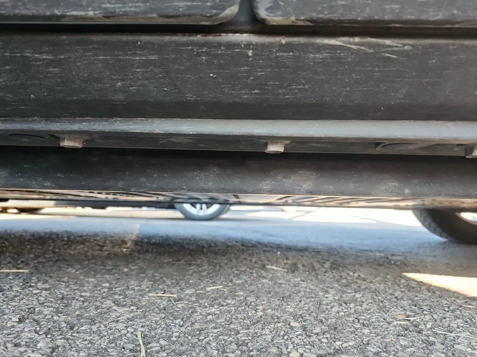 Undercarriage - Driver Photo