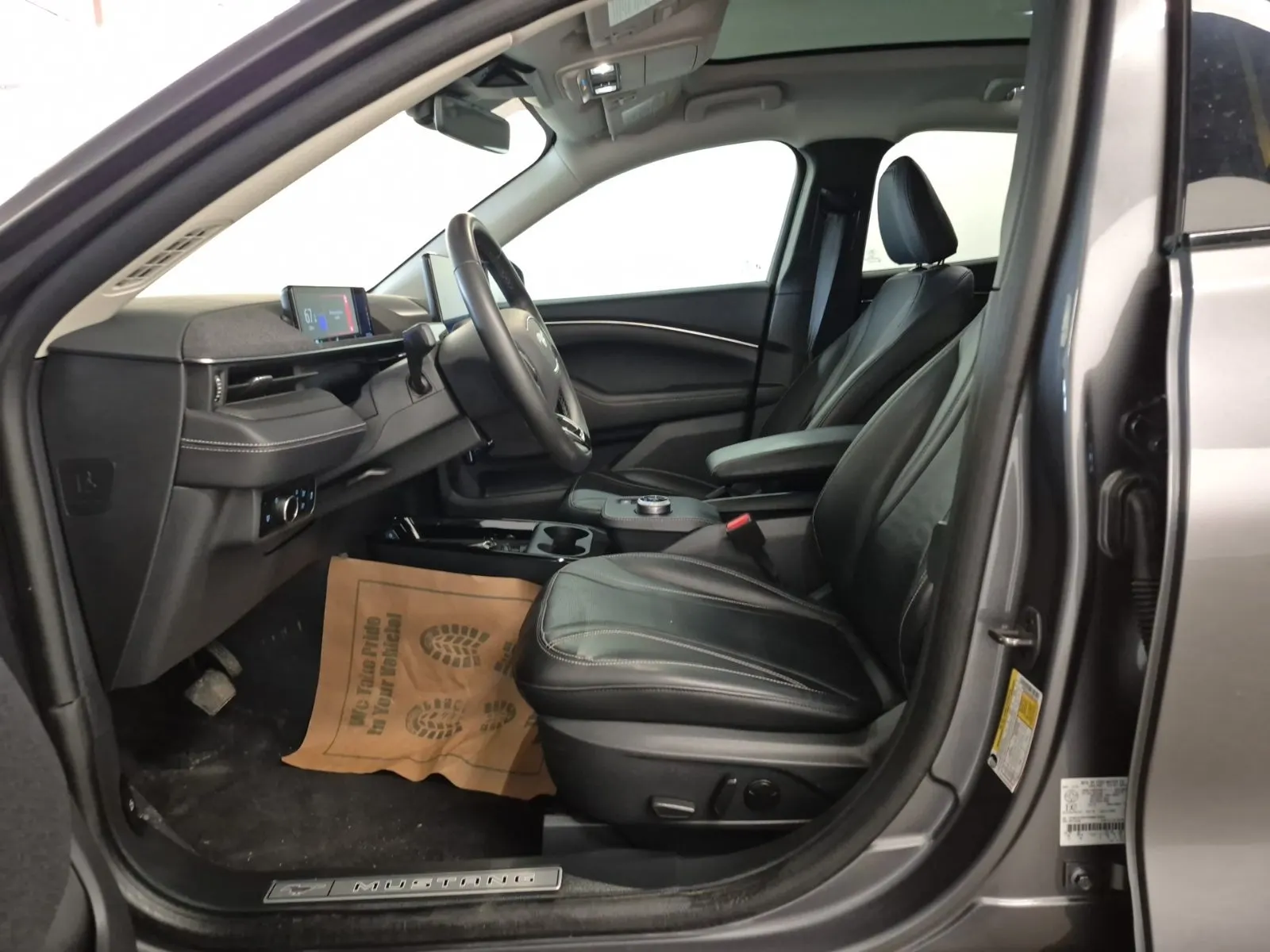 Front Interior Photo