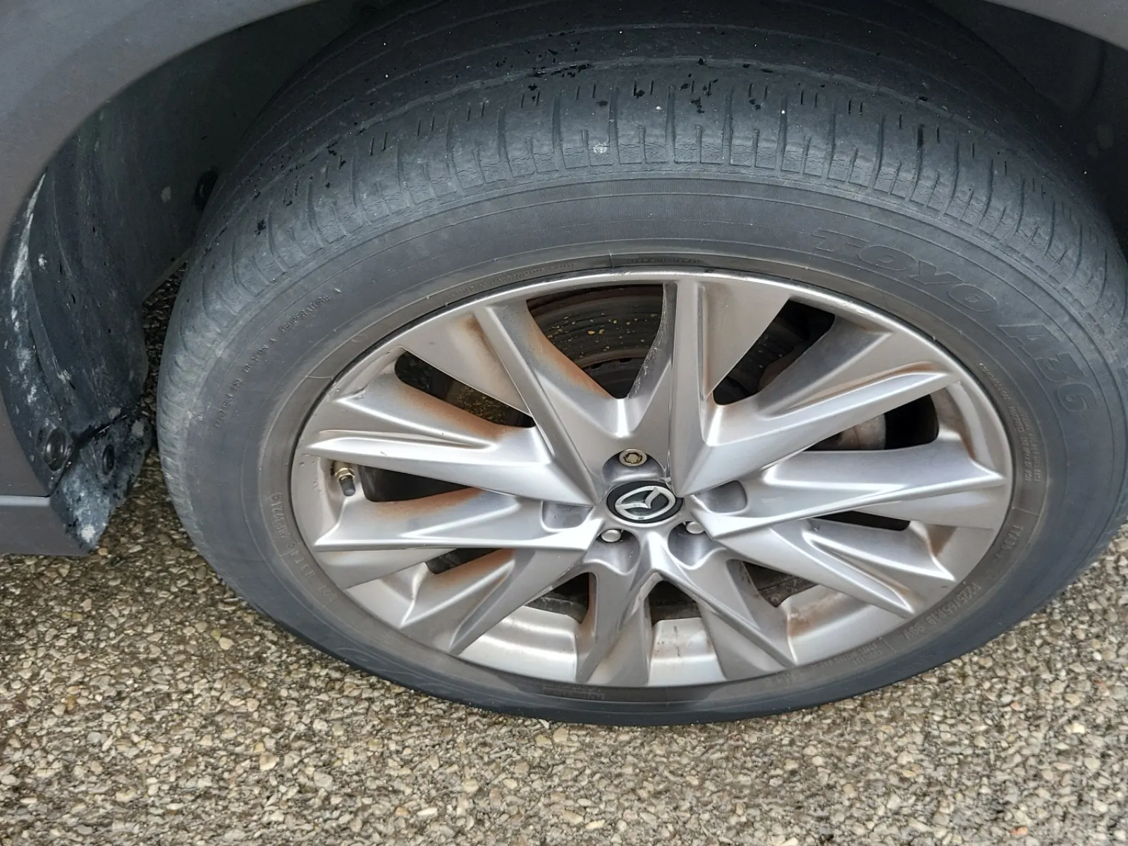 Right Front Wheel/Tire Photo