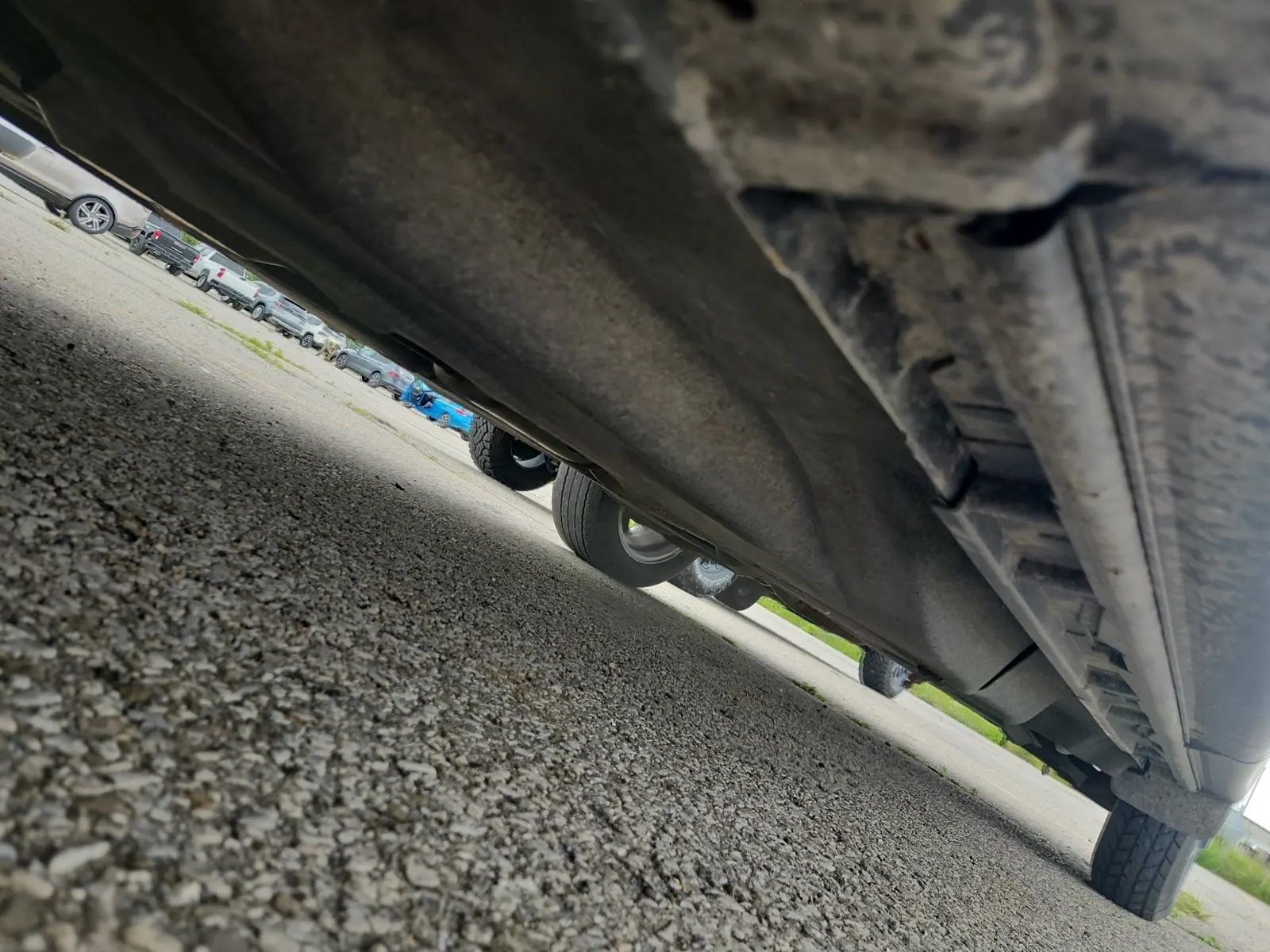 Undercarriage - Driver Photo