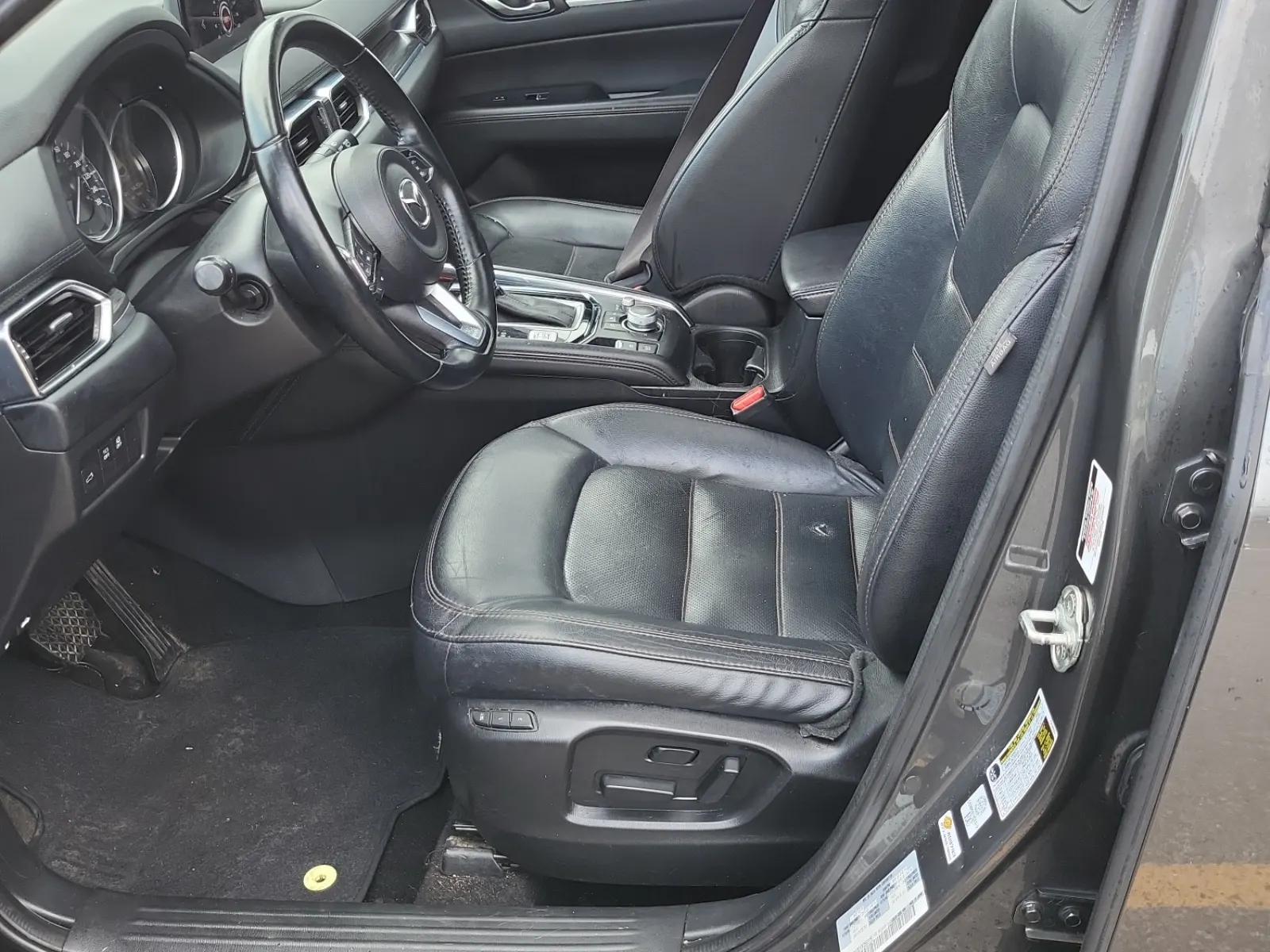 Front Interior Photo