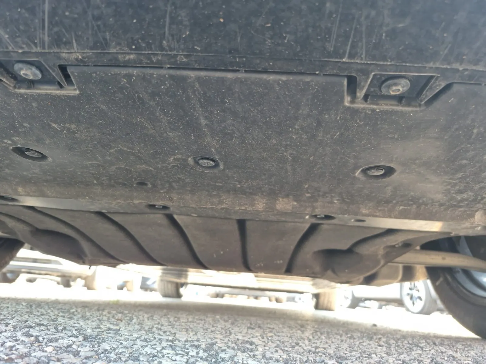 Undercarriage - Front Photo