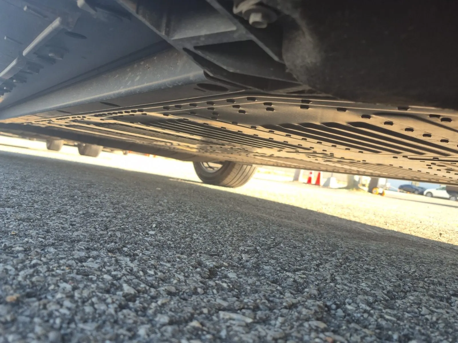Undercarriage - Passenger Photo