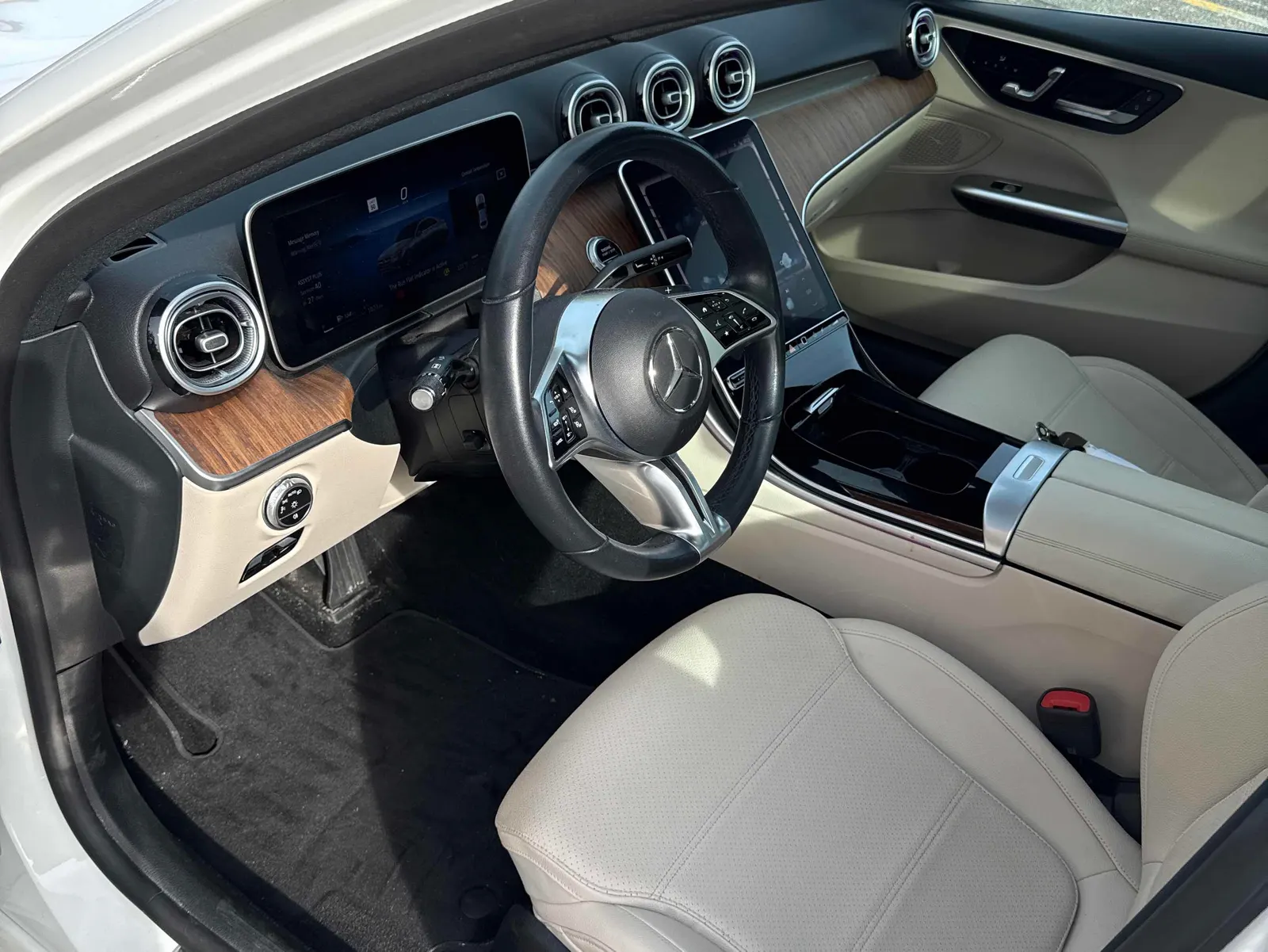 Interior driver side