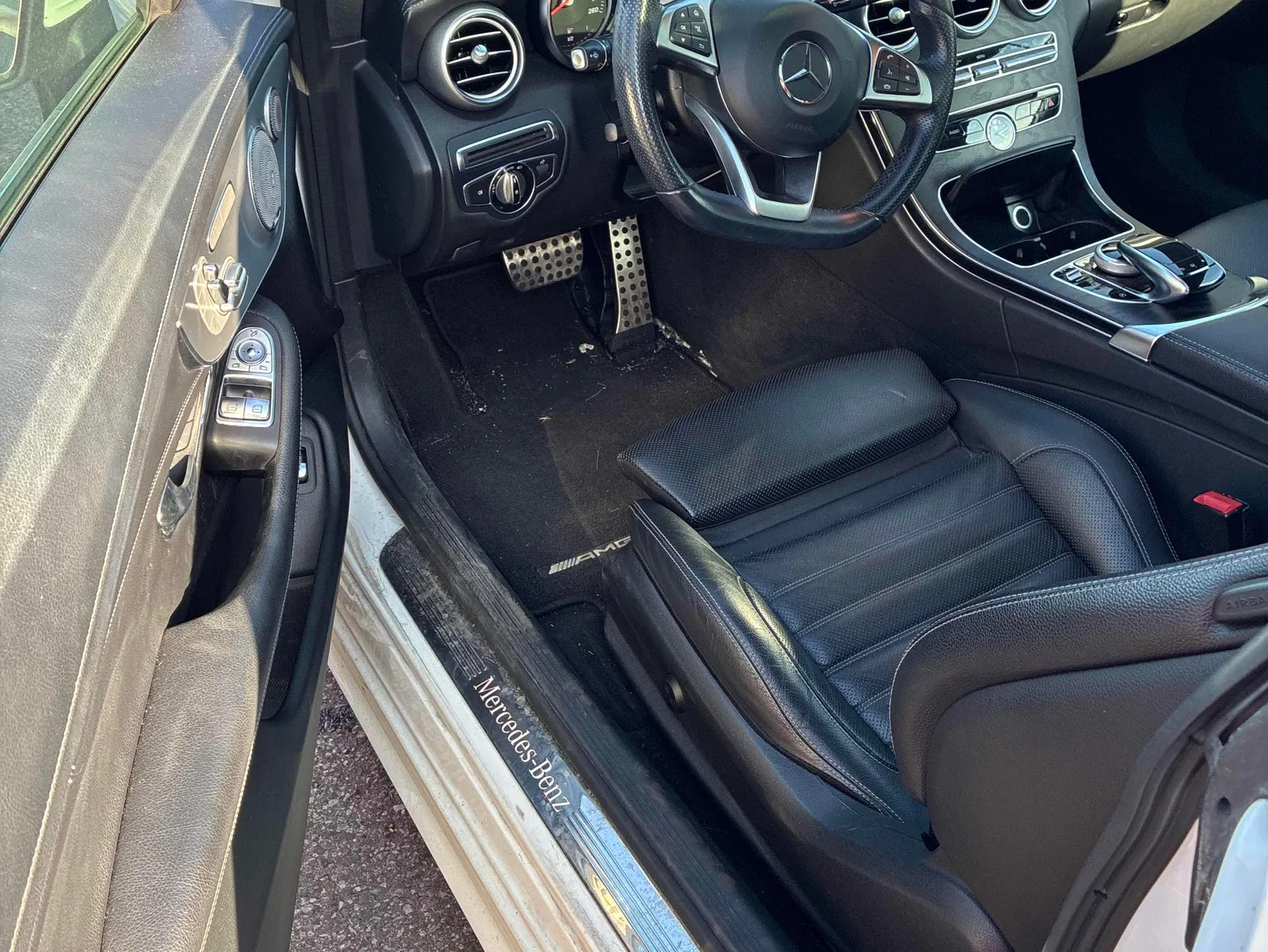 Interior driver side