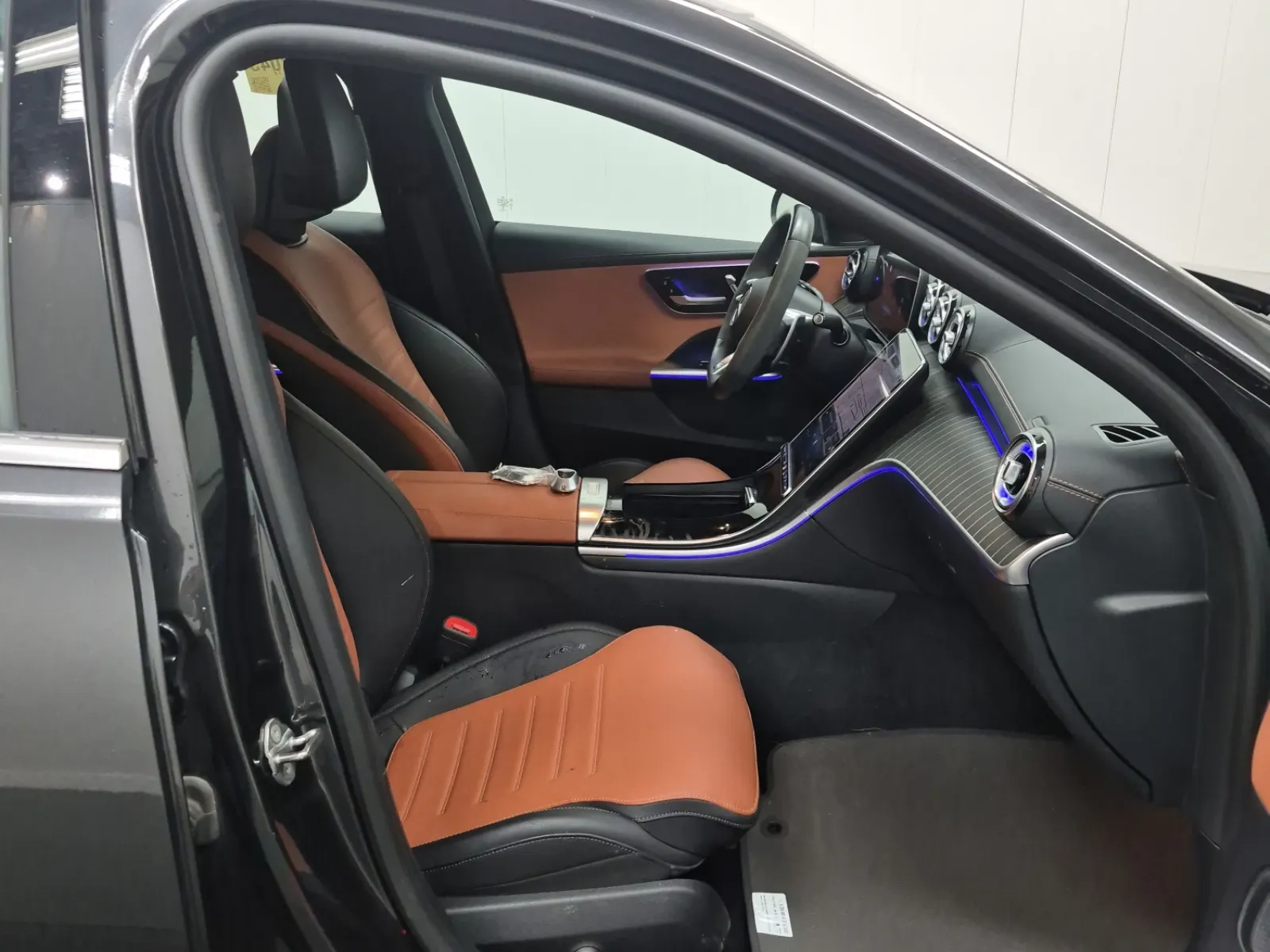 Right Side Interior Photo