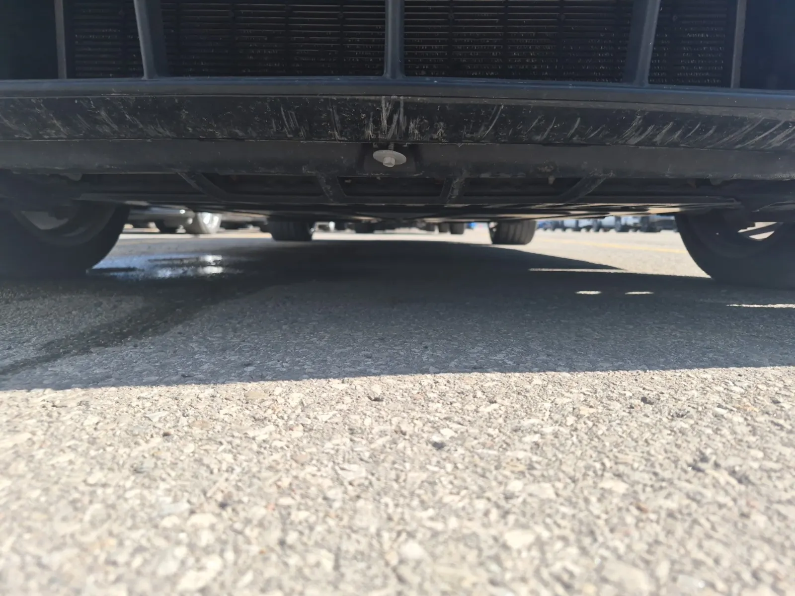Undercarriage - Front Photo