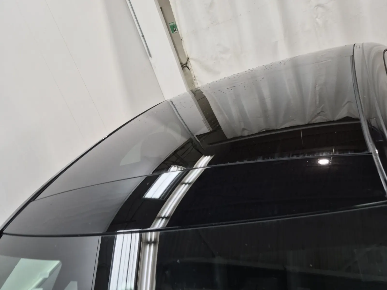 Exterior Roof Photo