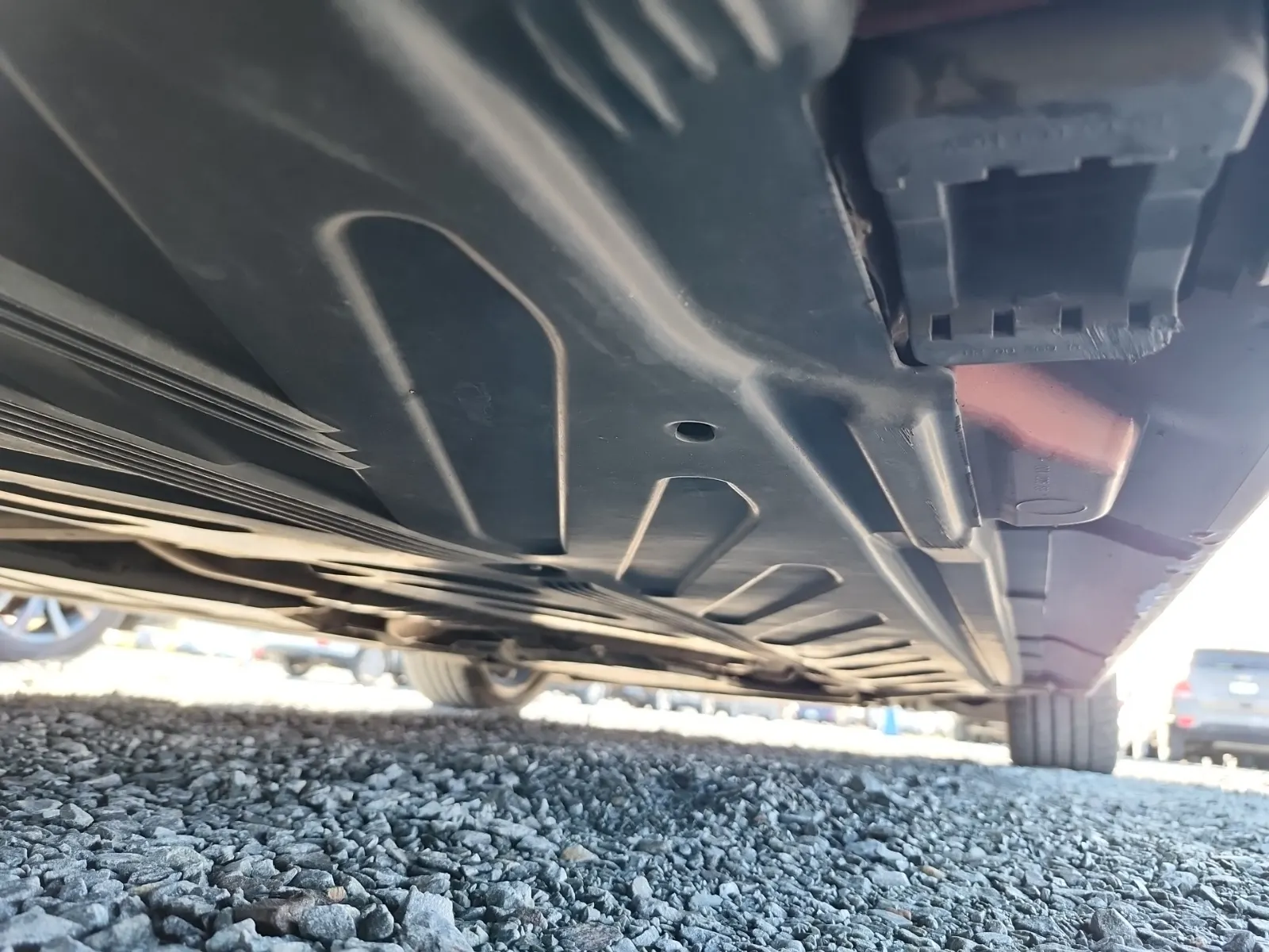 Undercarriage - Passenger Photo