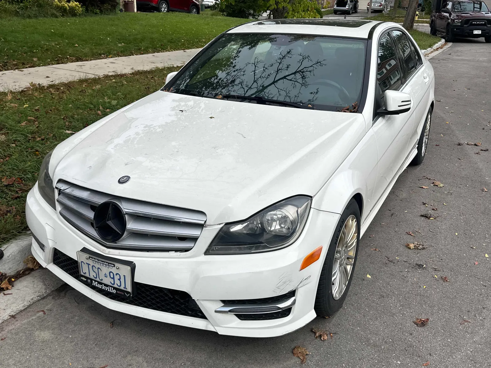 3/4 Front (Main image)