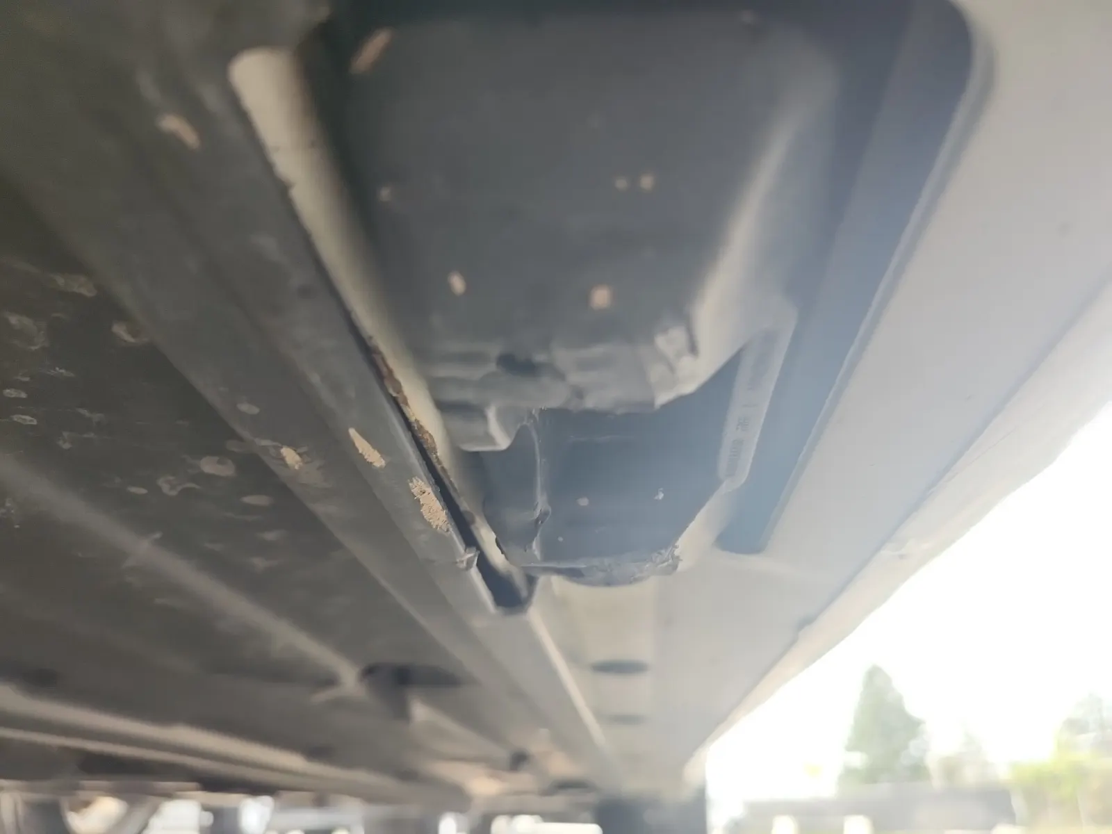 Undercarriage - Driver Photo