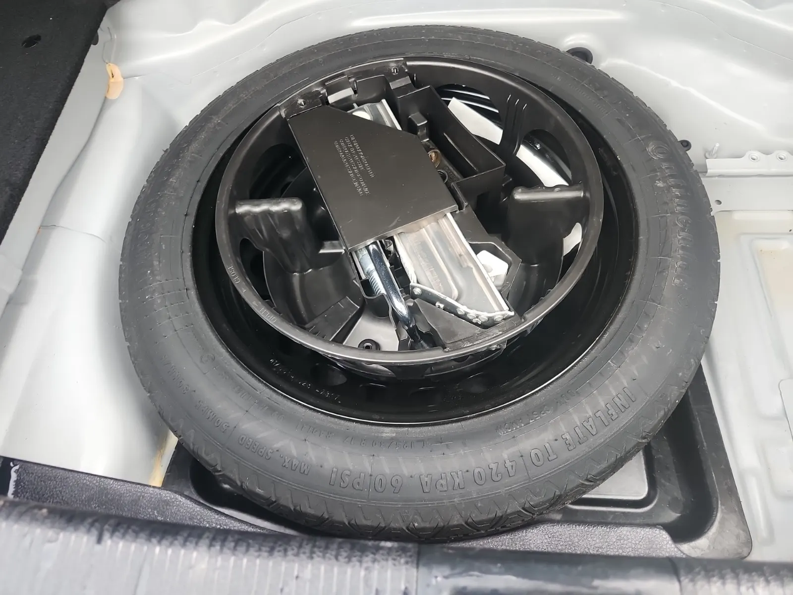 Spare Tire & Wheel Photo