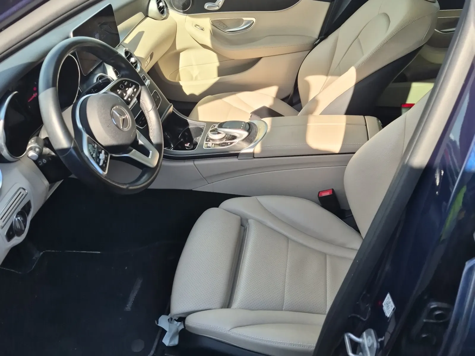 Front Interior Photo