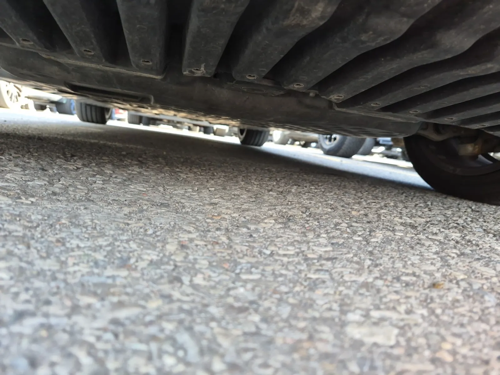 Undercarriage - Front Photo