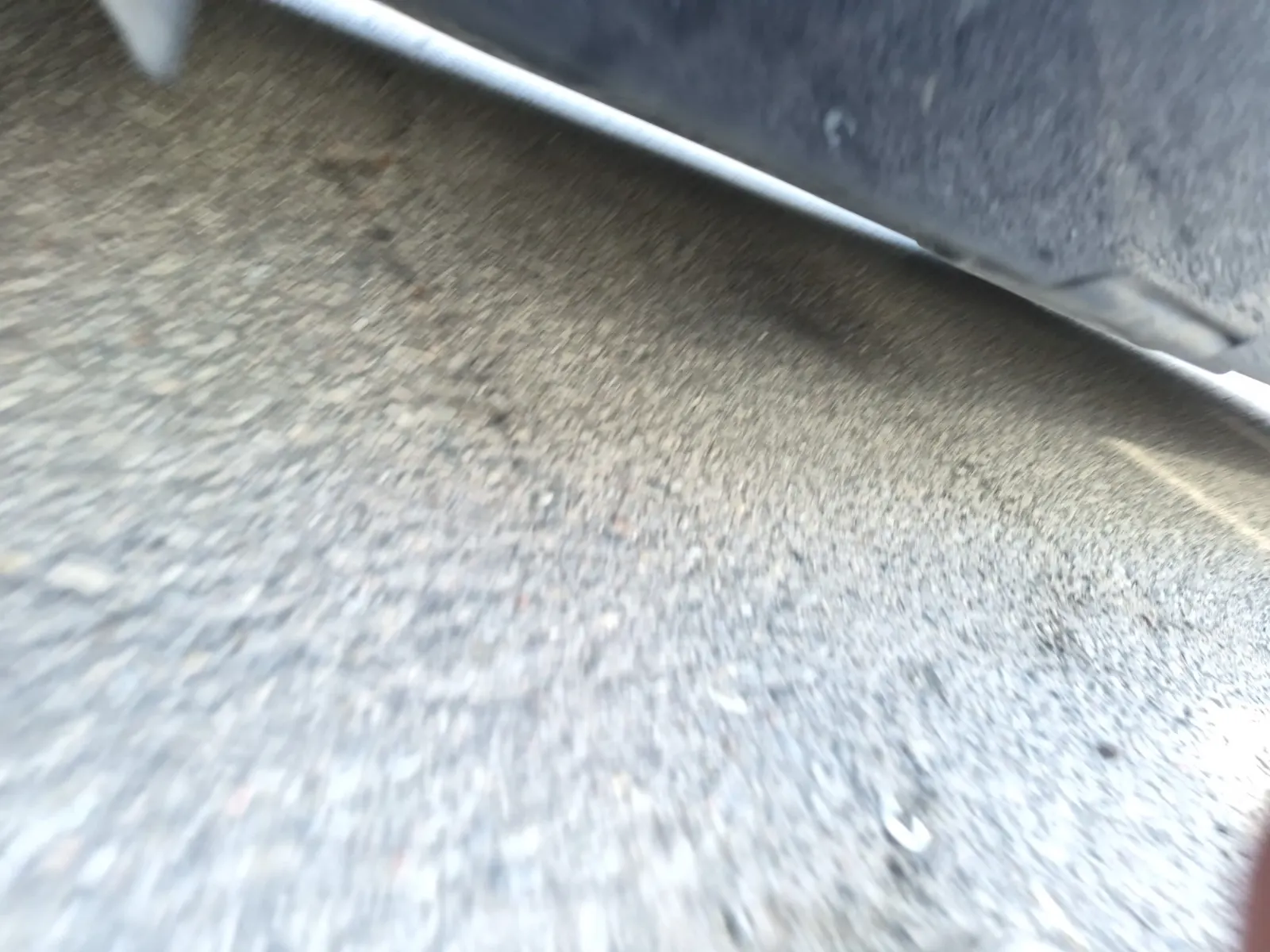 Undercarriage - Passenger Photo