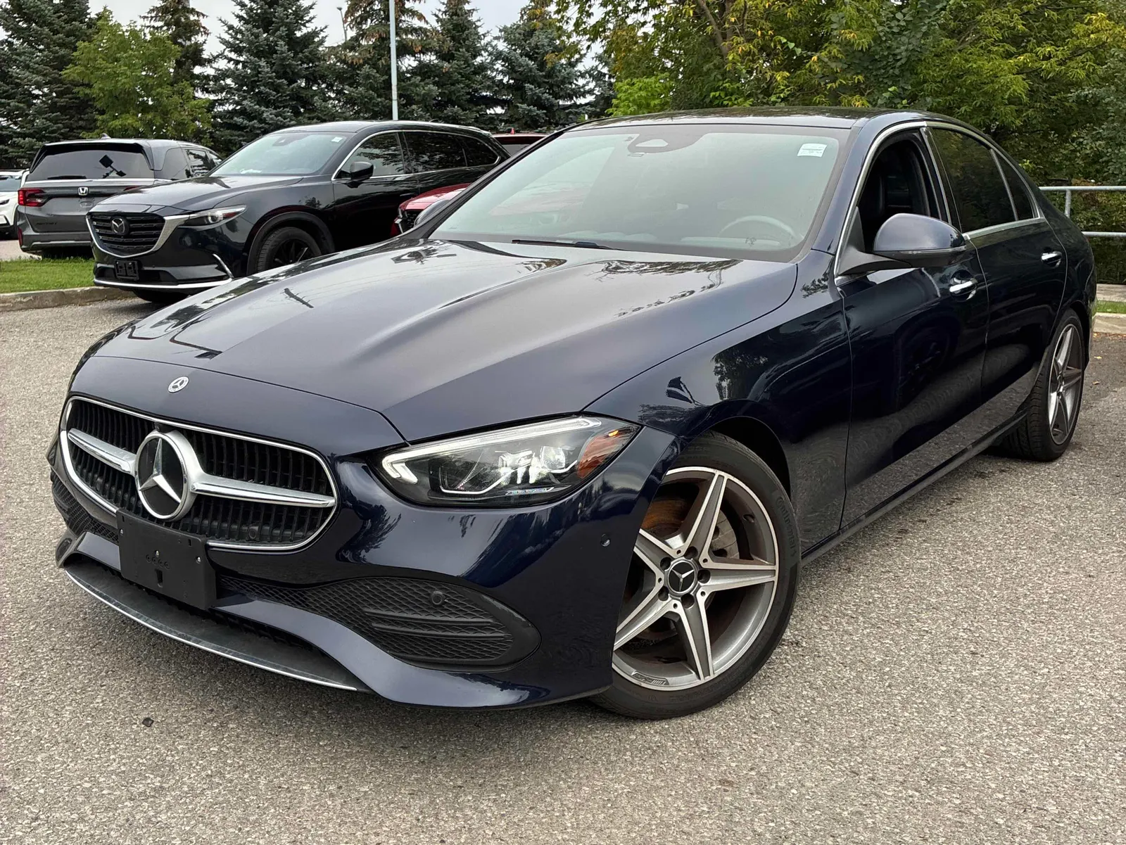 3/4 Front (Main image)