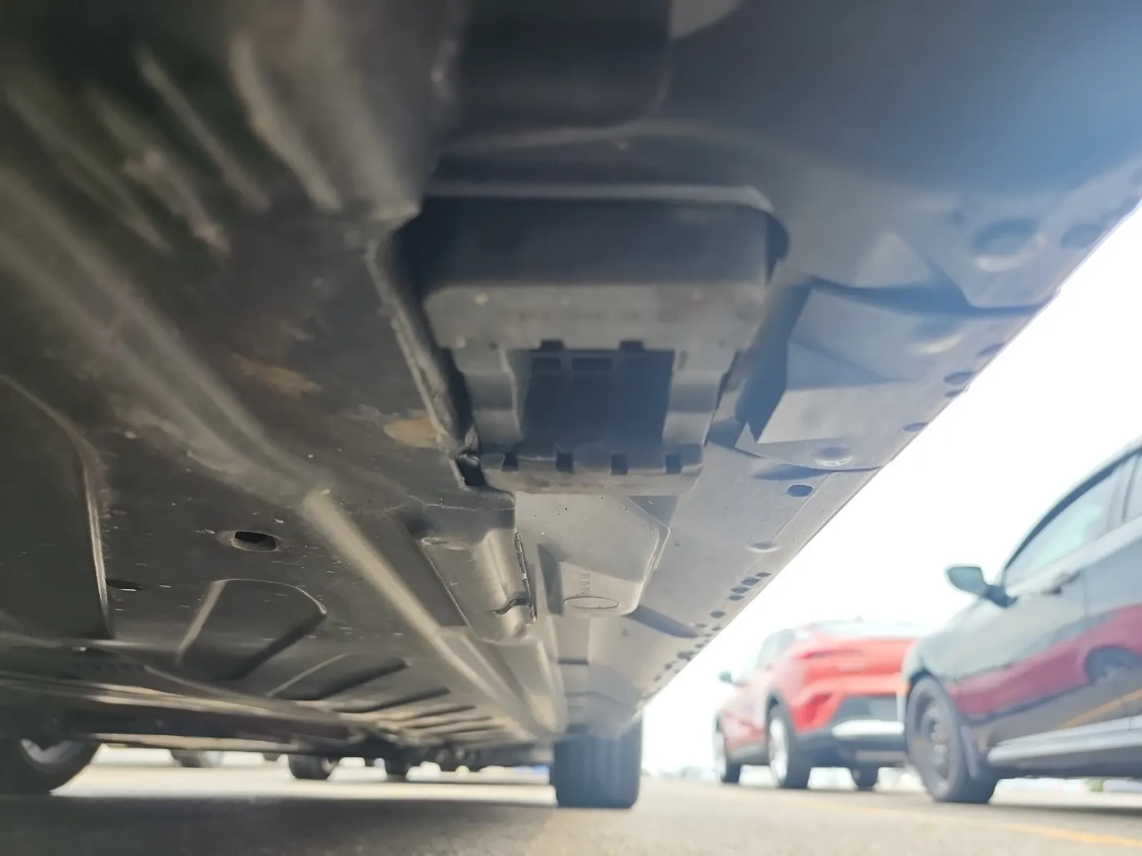 Undercarriage - Passenger Photo
