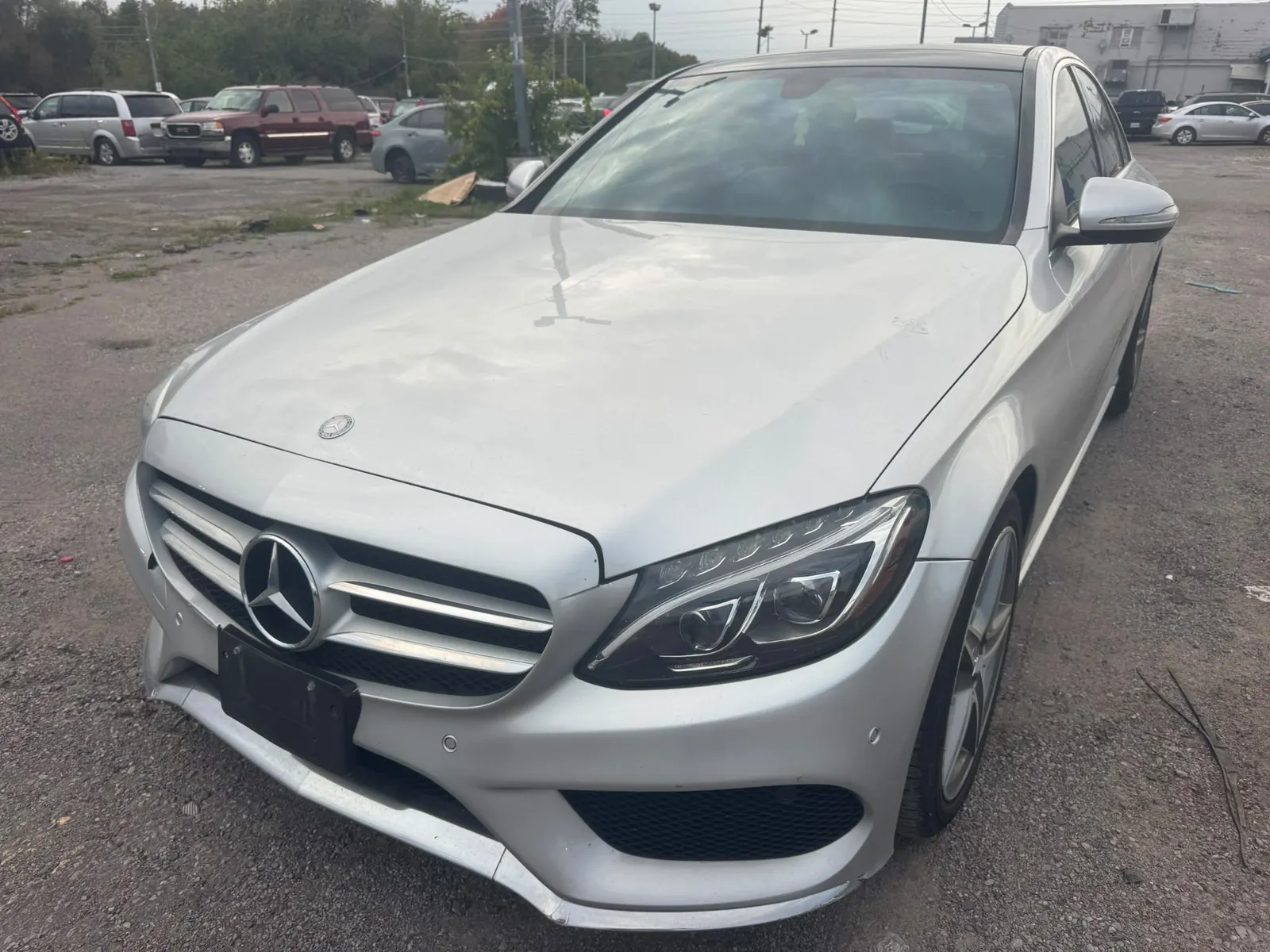 3/4 Front (Main image)